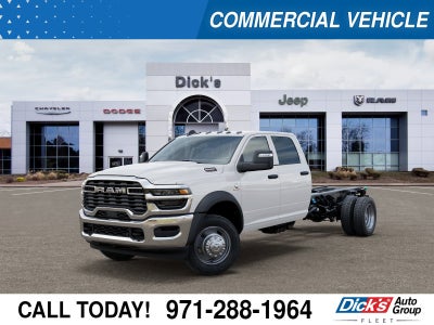 2027 RAM Ram 5500 Chassis Cab RAM 5500 TRADESMAN CHASSIS CREW CAB 4X4 84' CA
