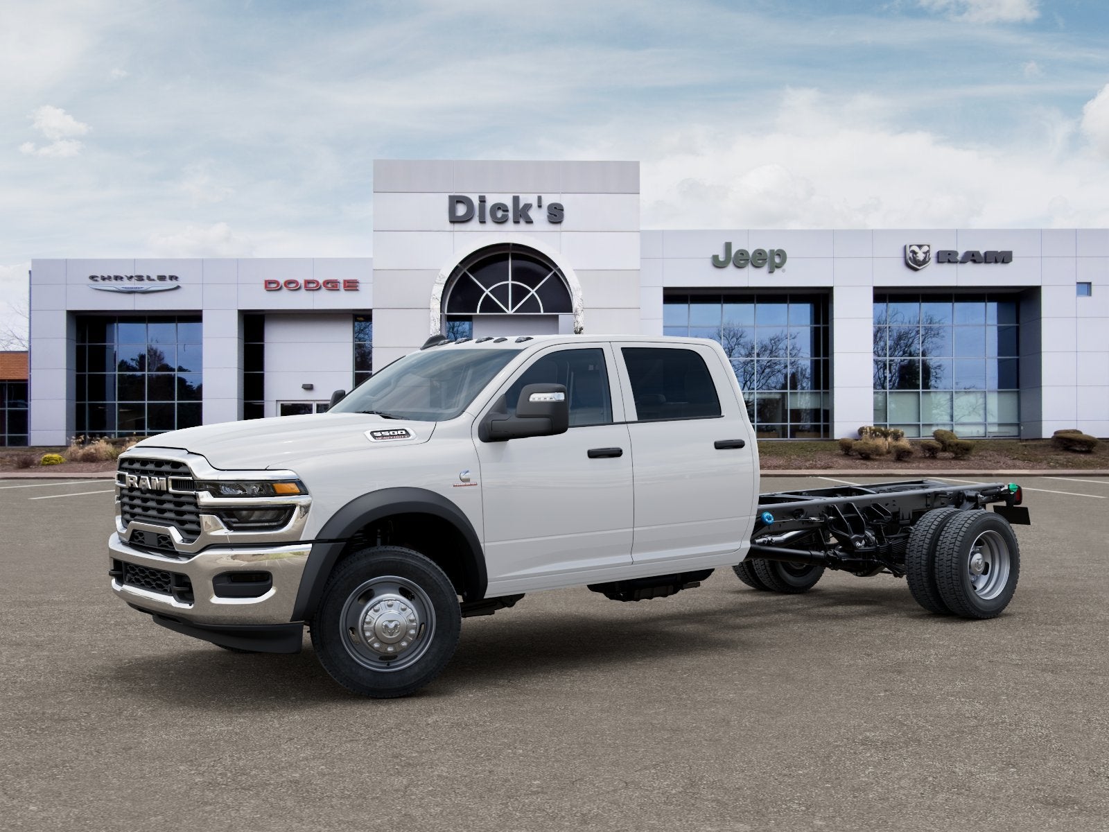 2027 RAM Ram 5500 Chassis Cab RAM 5500 TRADESMAN CHASSIS CREW CAB 4X4 84' CA