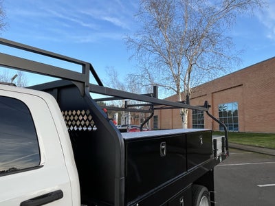 2026 RAM Ram 5500 Chassis Cab RAM 5500 TRADESMAN CHASSIS CREW CAB 4X4 84' CA