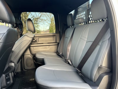 2026 RAM Ram 5500 Chassis Cab RAM 5500 TRADESMAN CHASSIS CREW CAB 4X4 84' CA