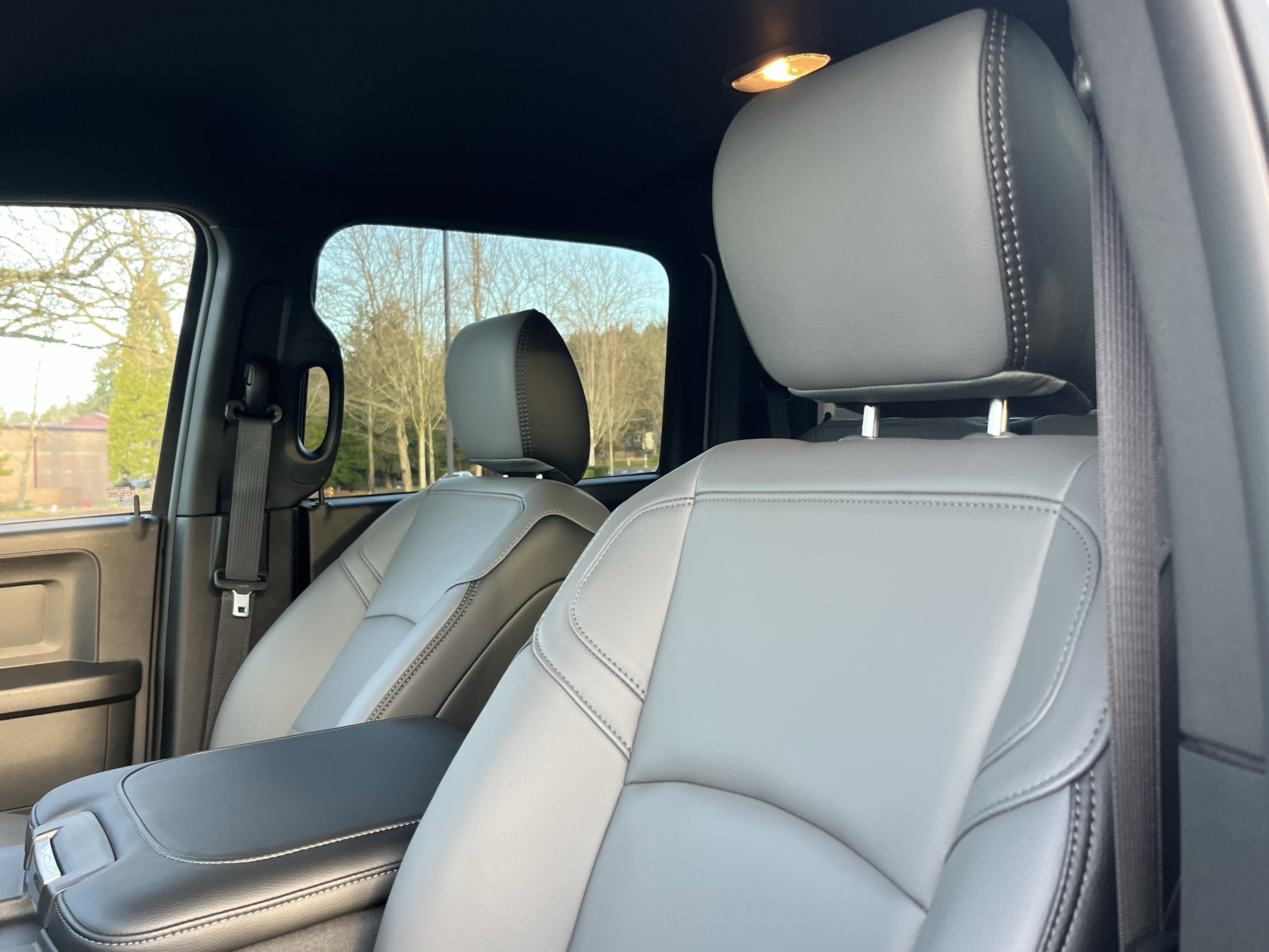 2026 RAM Ram 5500 Chassis Cab RAM 5500 TRADESMAN CHASSIS CREW CAB 4X4 84' CA