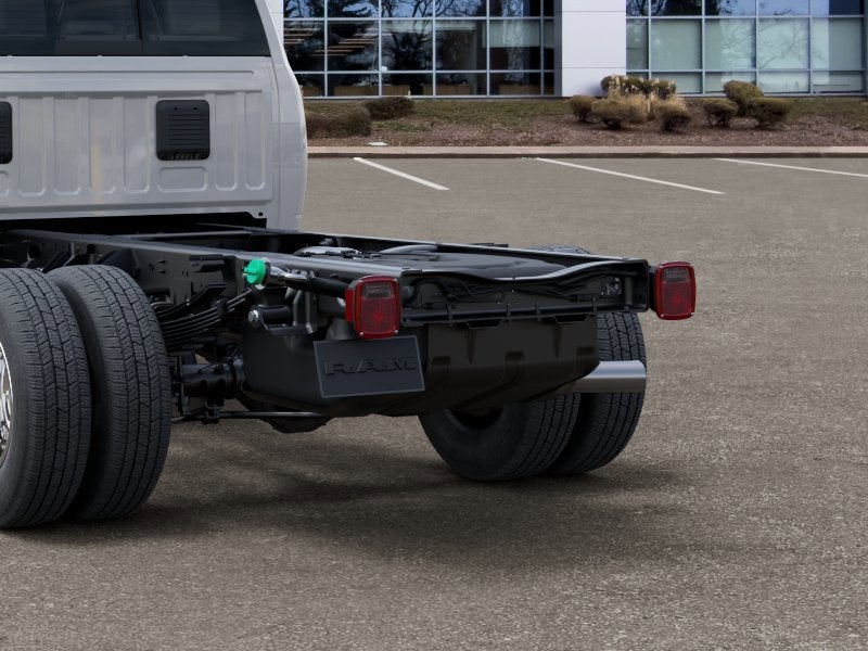 2026 RAM Ram 3500 Chassis Cab RAM 3500 TRADESMAN CREW CAB CHASSIS 4X4 60' CA