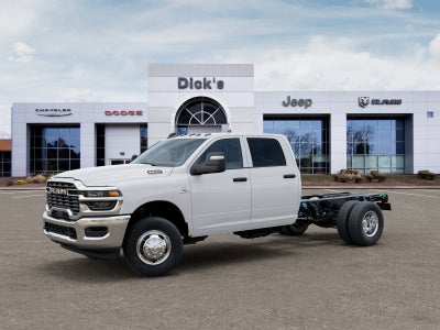 2027 RAM Ram 3500 Chassis Cab RAM 3500 TRADESMAN CREW CAB CHASSIS 4X4 60' CA