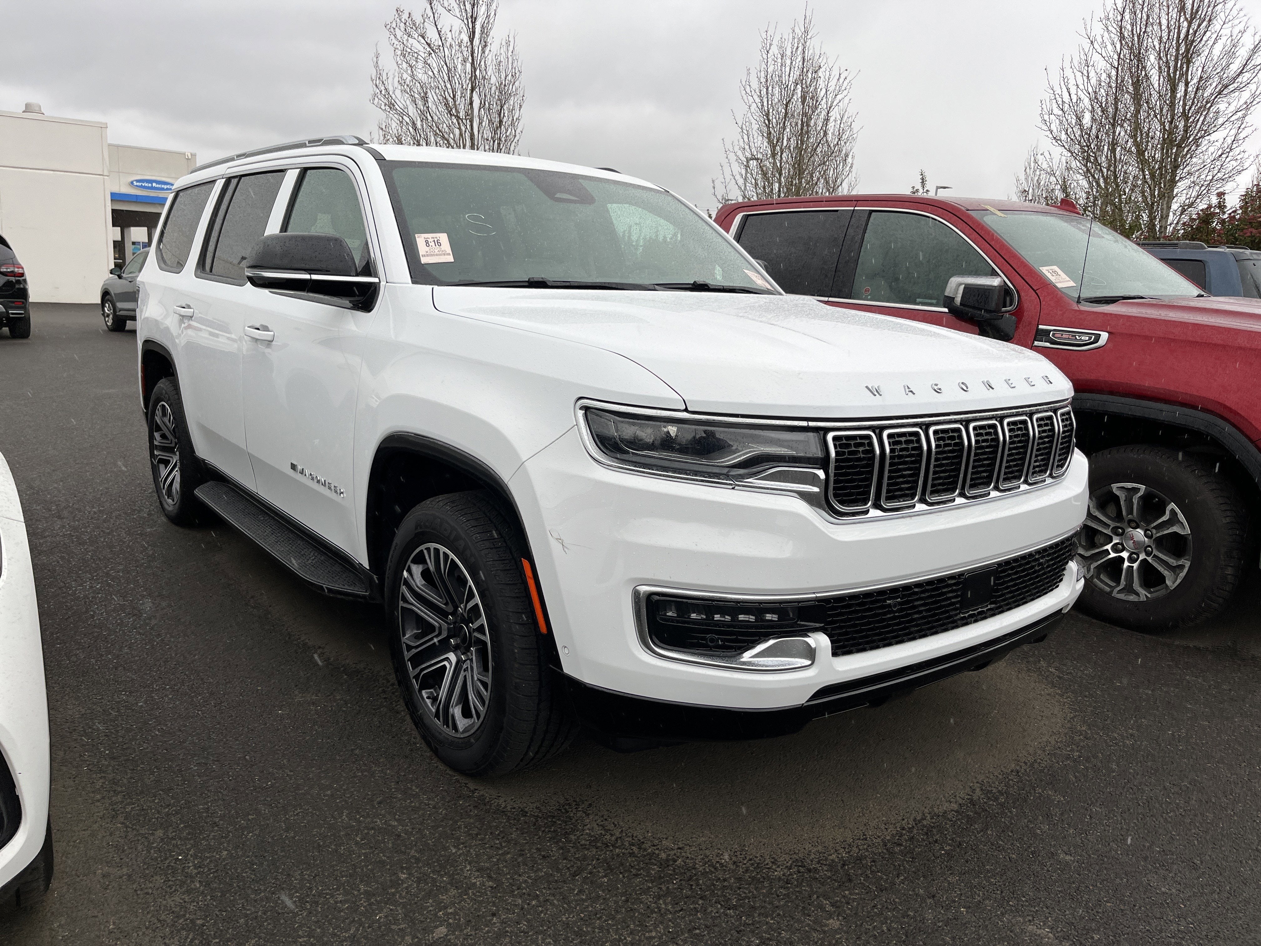 2025 Jeep Wagoneer Base