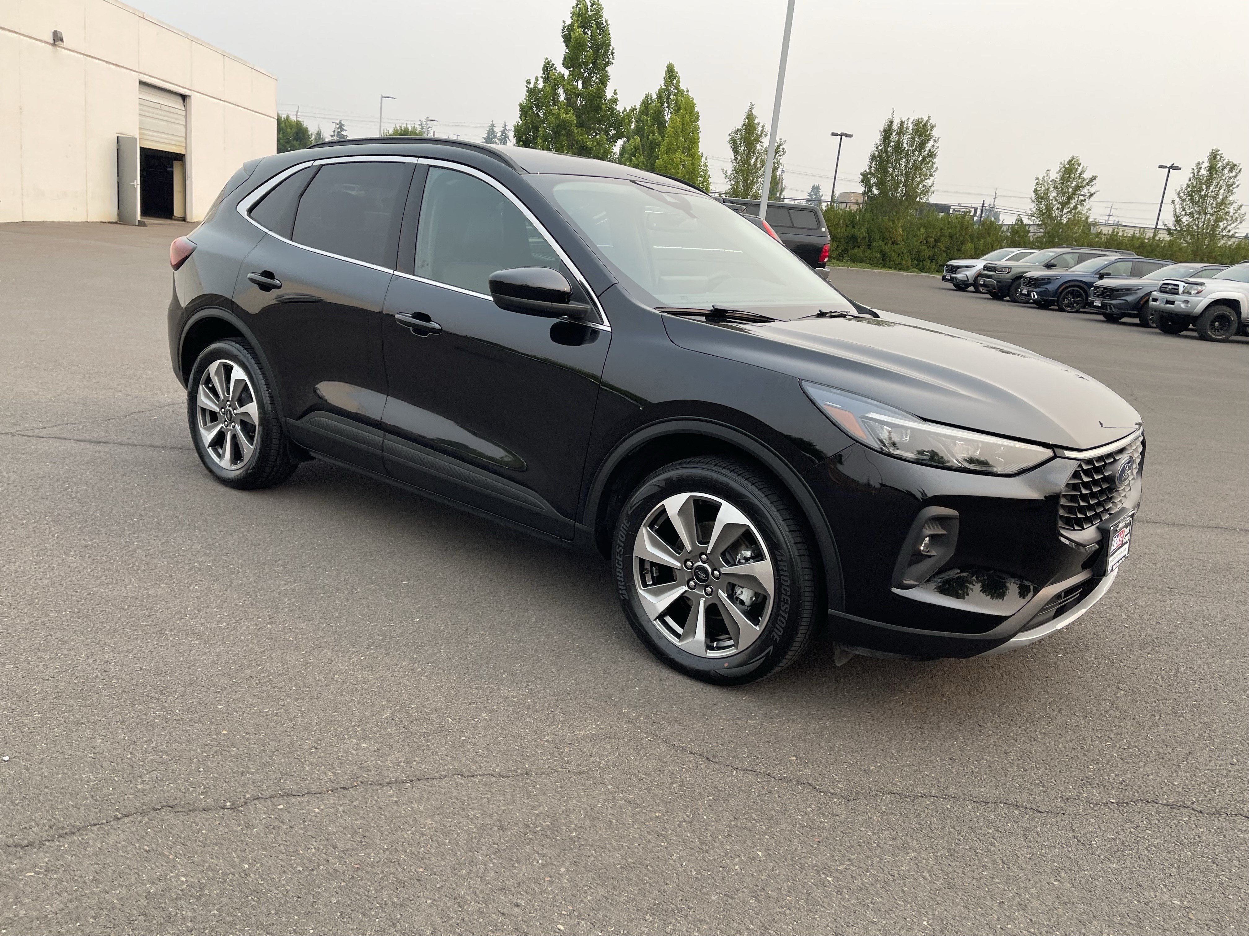 2025 Ford Escape Platinum