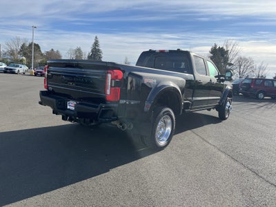 2025 Ford Super Duty F-450 DRW Platinum