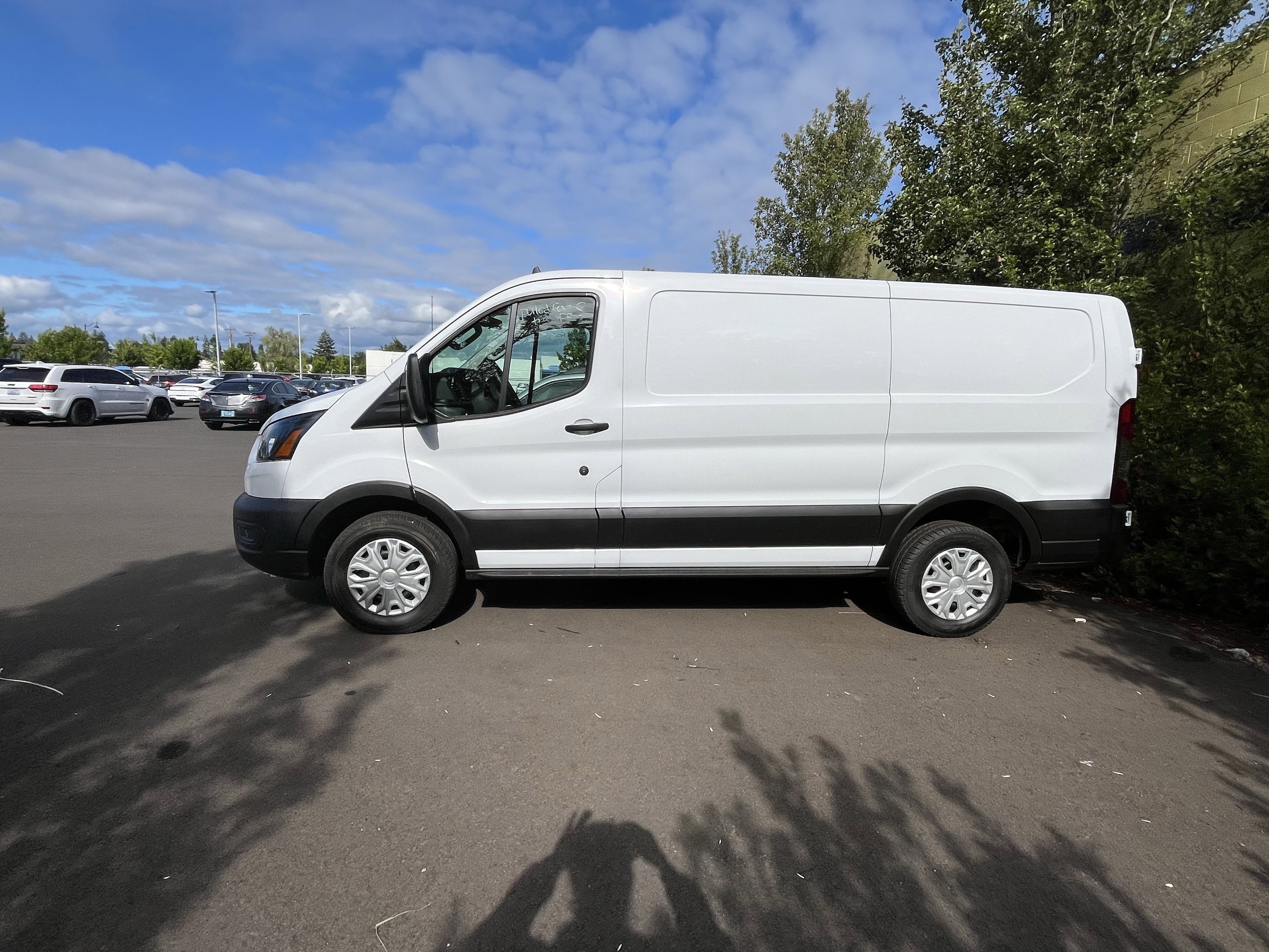 2023 Ford E-Transit Cargo Van Base