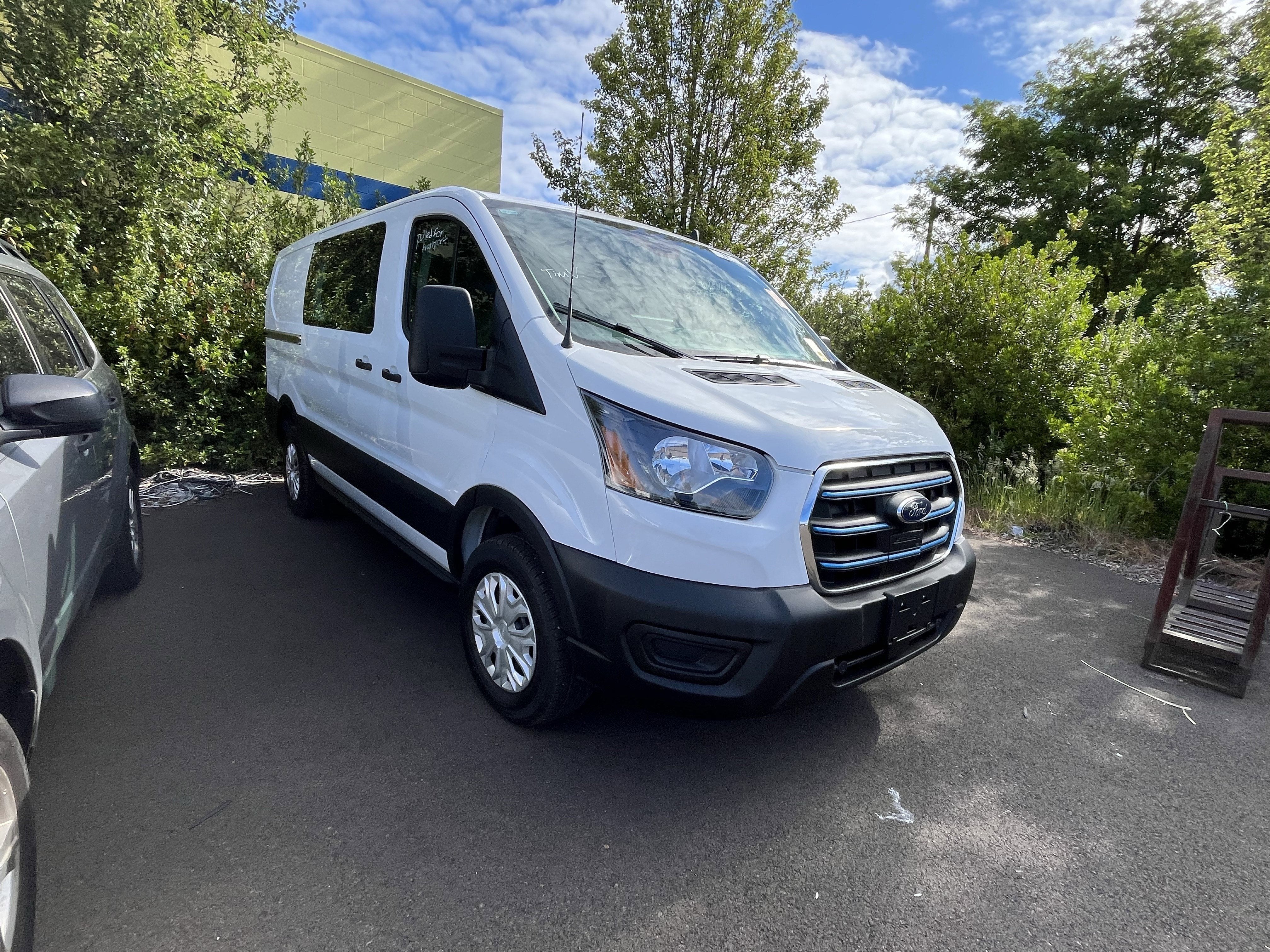 2023 Ford E-Transit Cargo Van Base