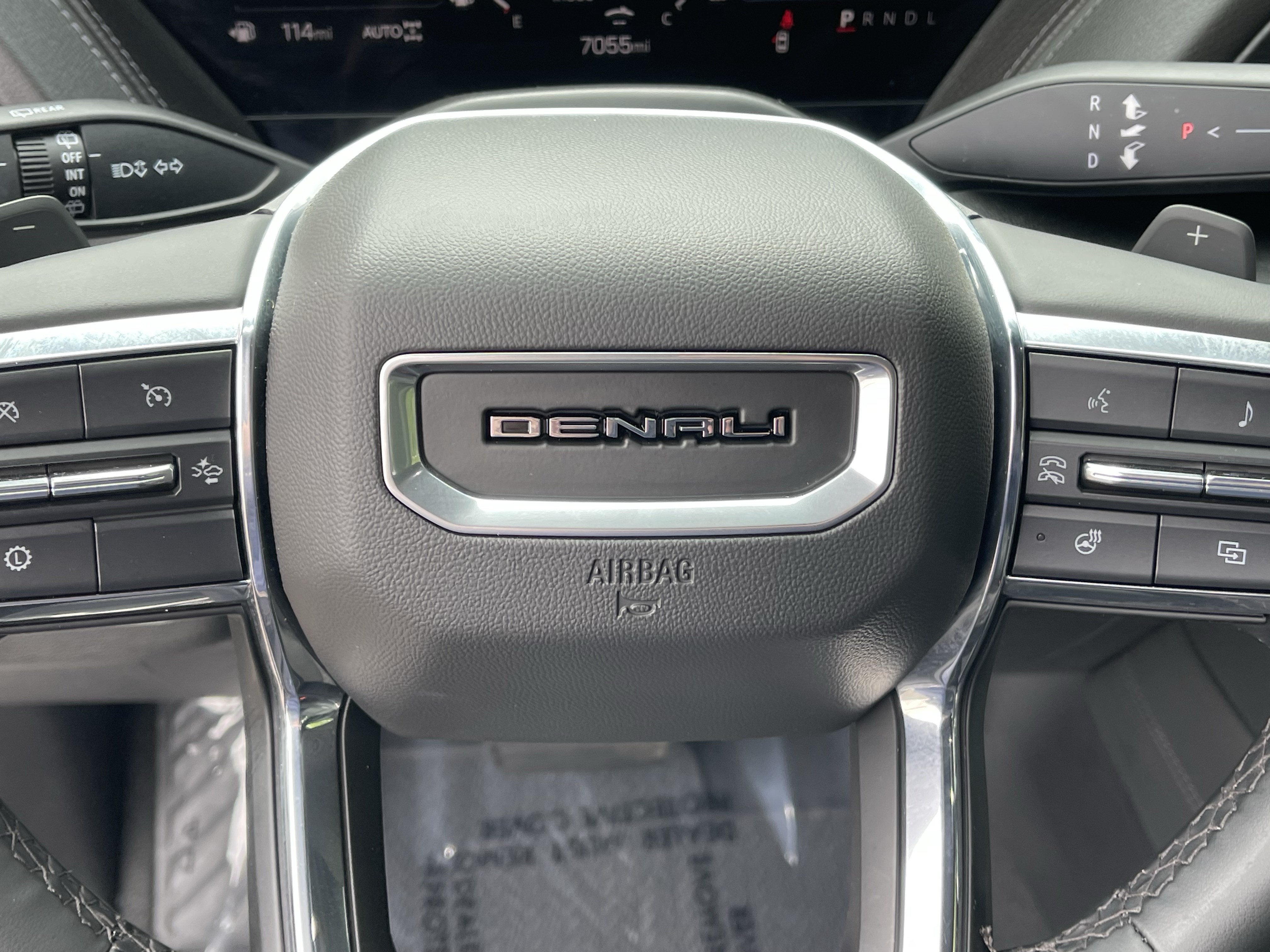 2025 GMC Yukon XL Denali