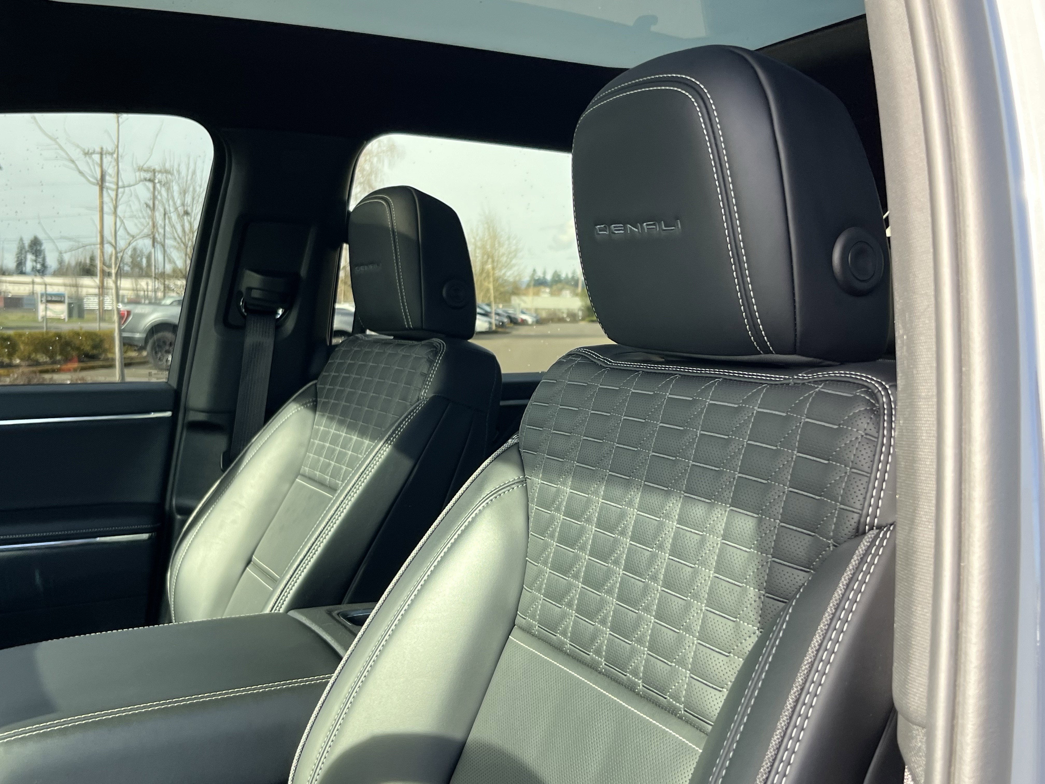 2024 GMC Sierra EV Denali Edition 1