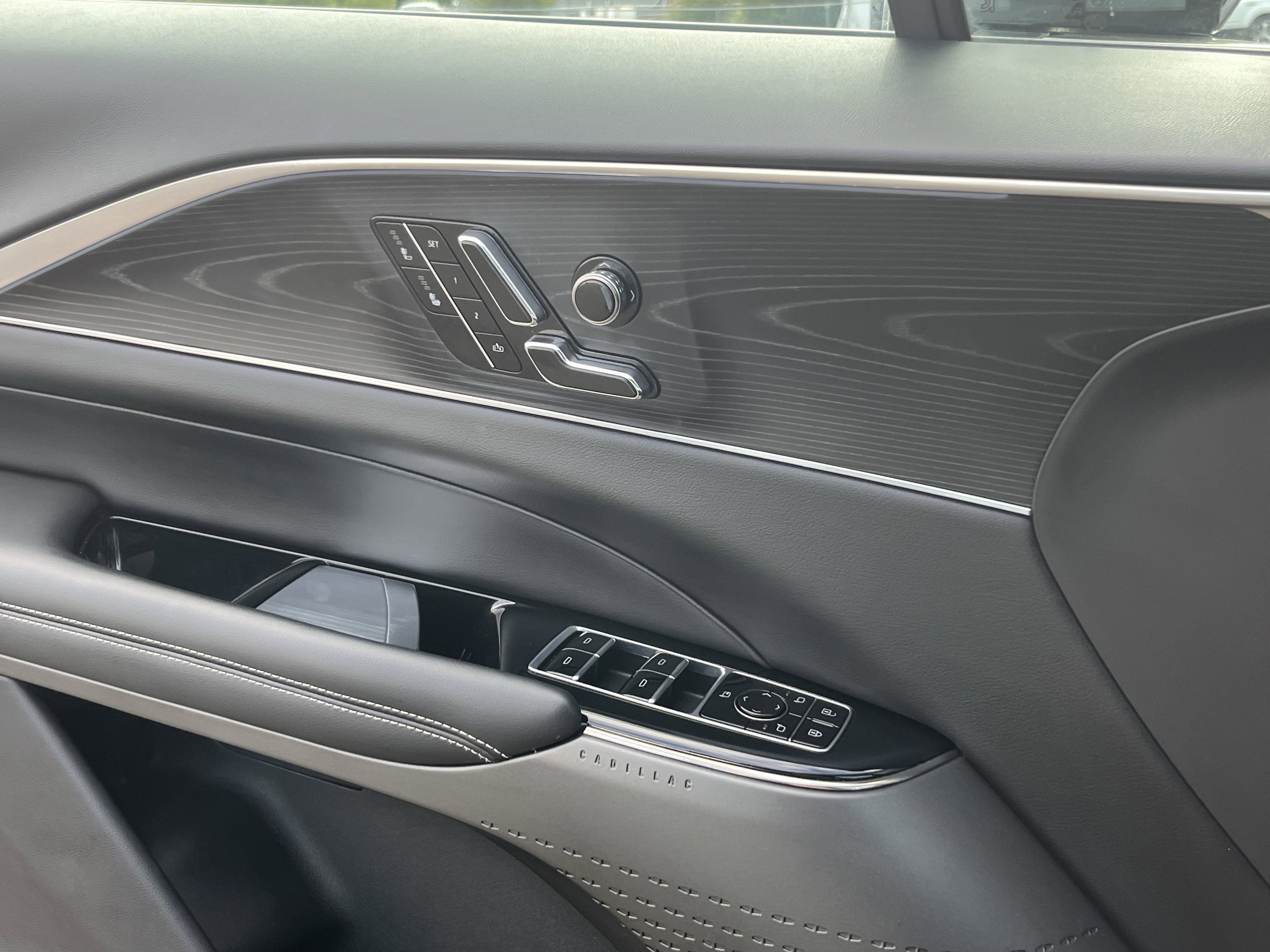2024 Cadillac LYRIQ Luxury