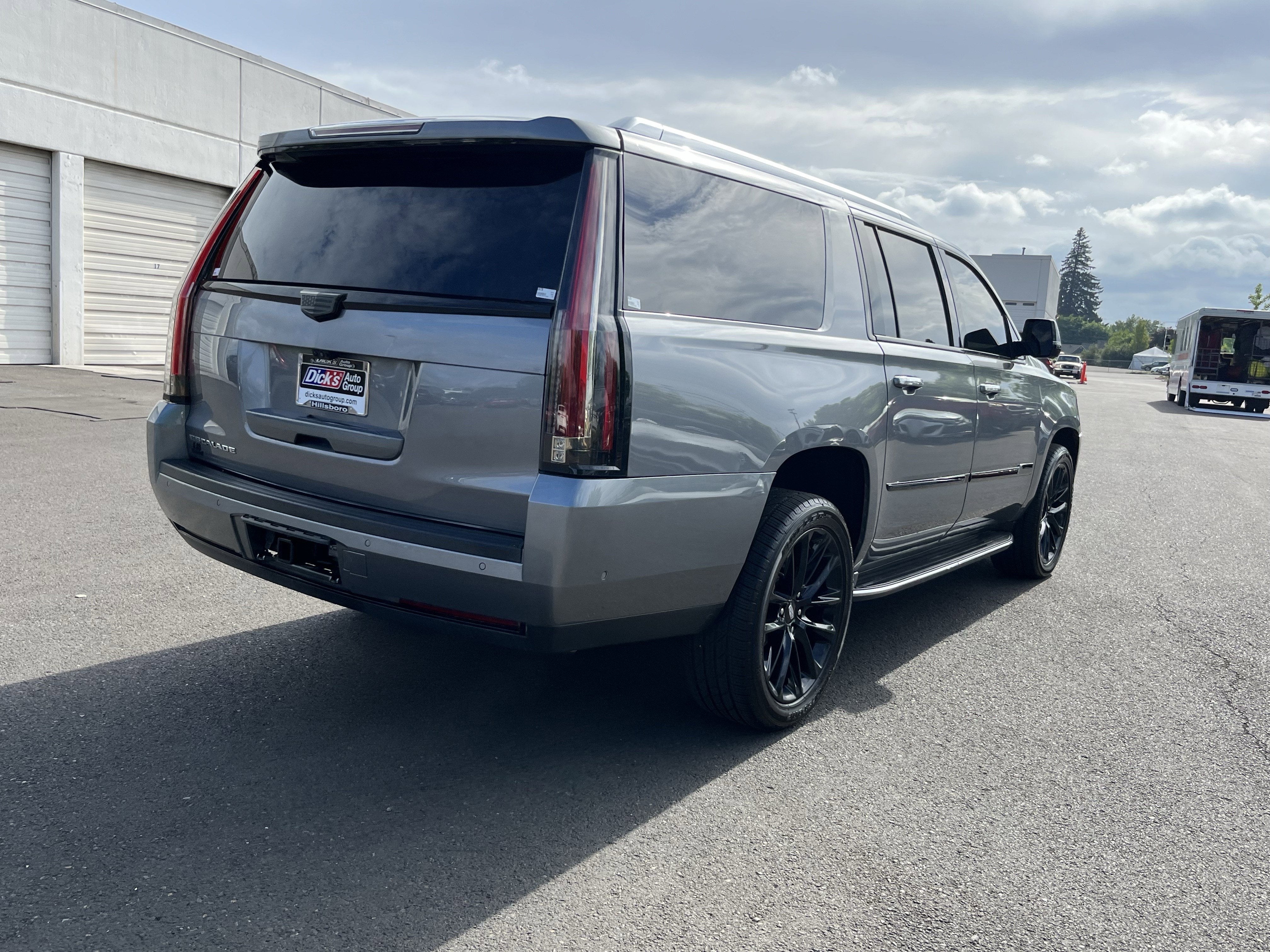 2020 Cadillac Escalade ESV Luxury