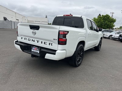 2023 Nissan Frontier SV