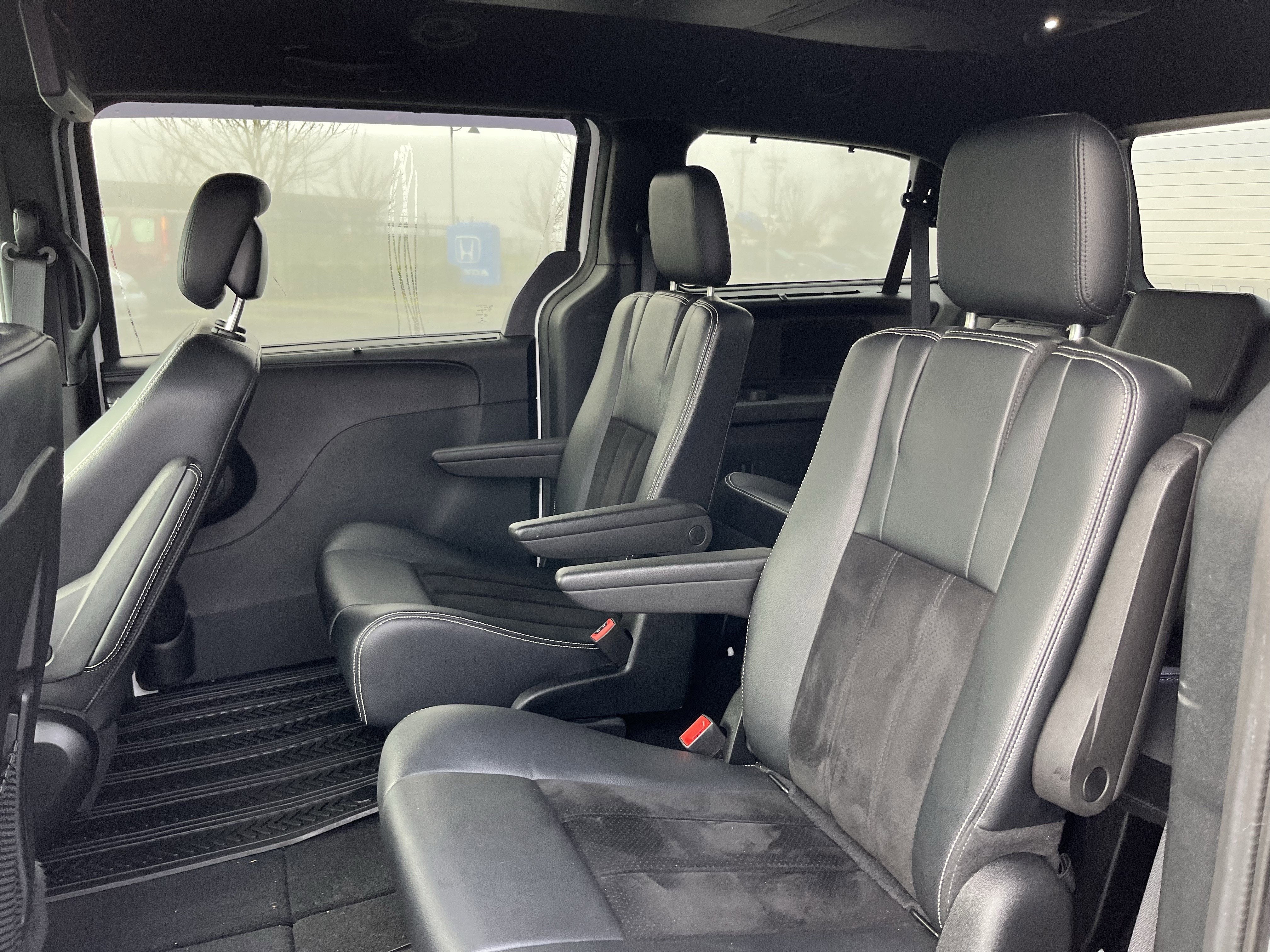 2015 Dodge Grand Caravan SXT Plus