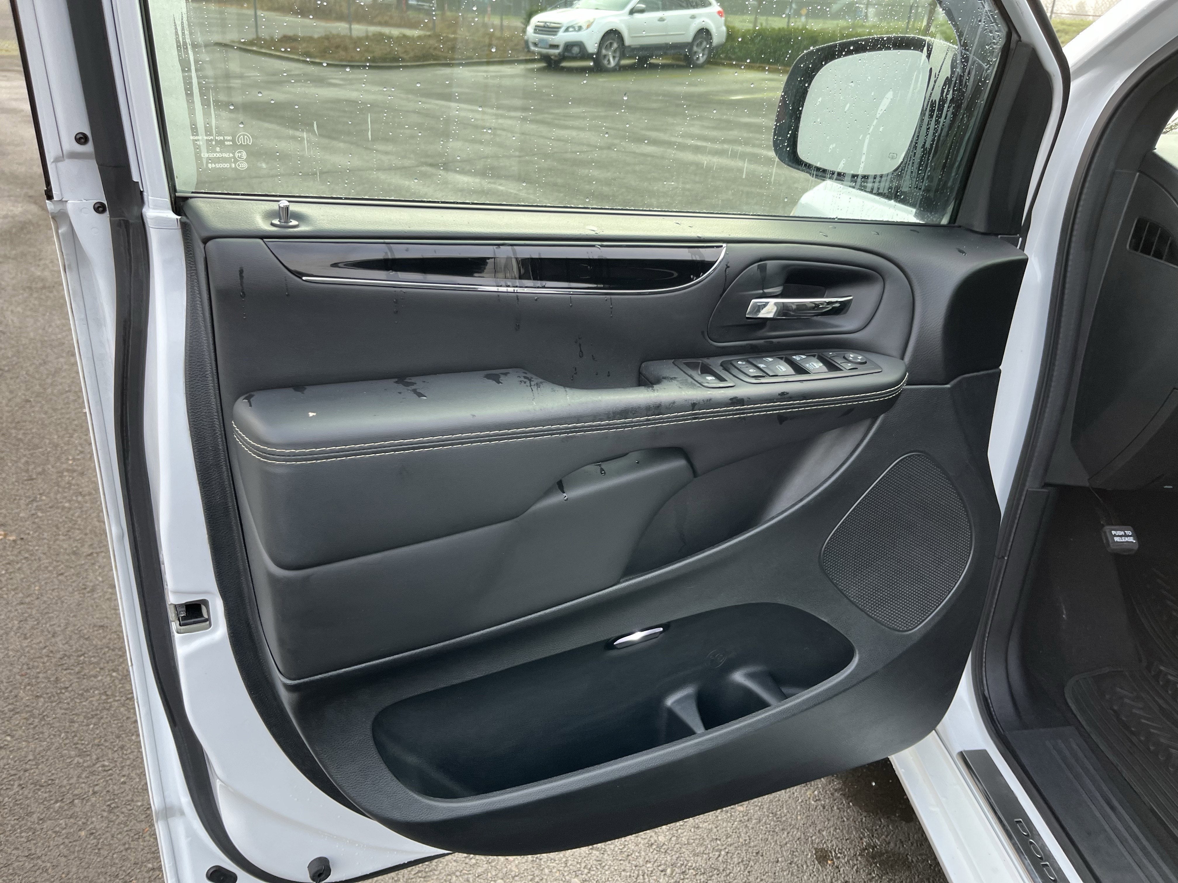 2015 Dodge Grand Caravan SXT Plus