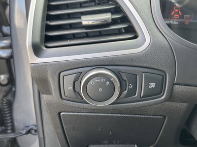 2022 Ford Edge SE