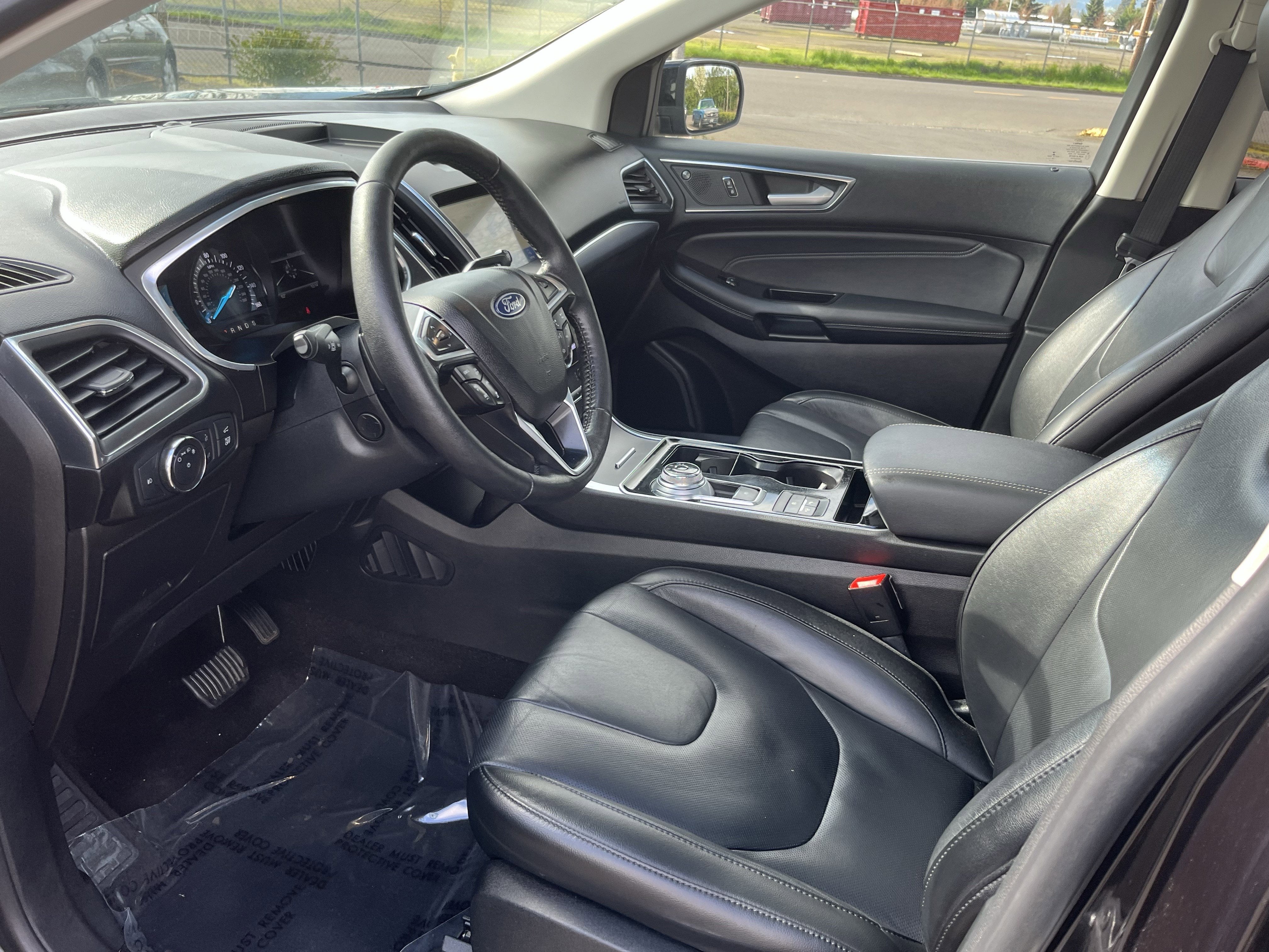 2020 Ford Edge Titanium