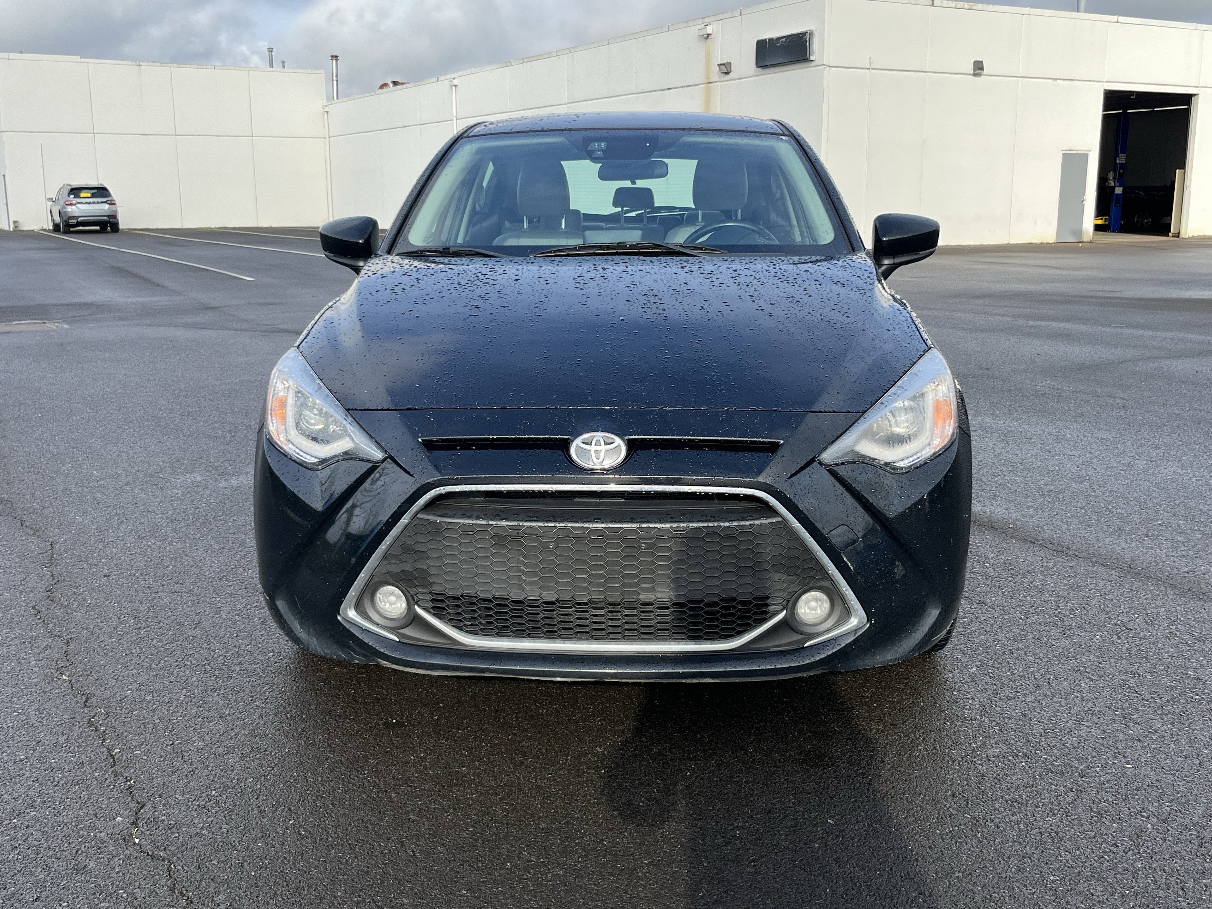 2020 Toyota Yaris Hatchback XLE