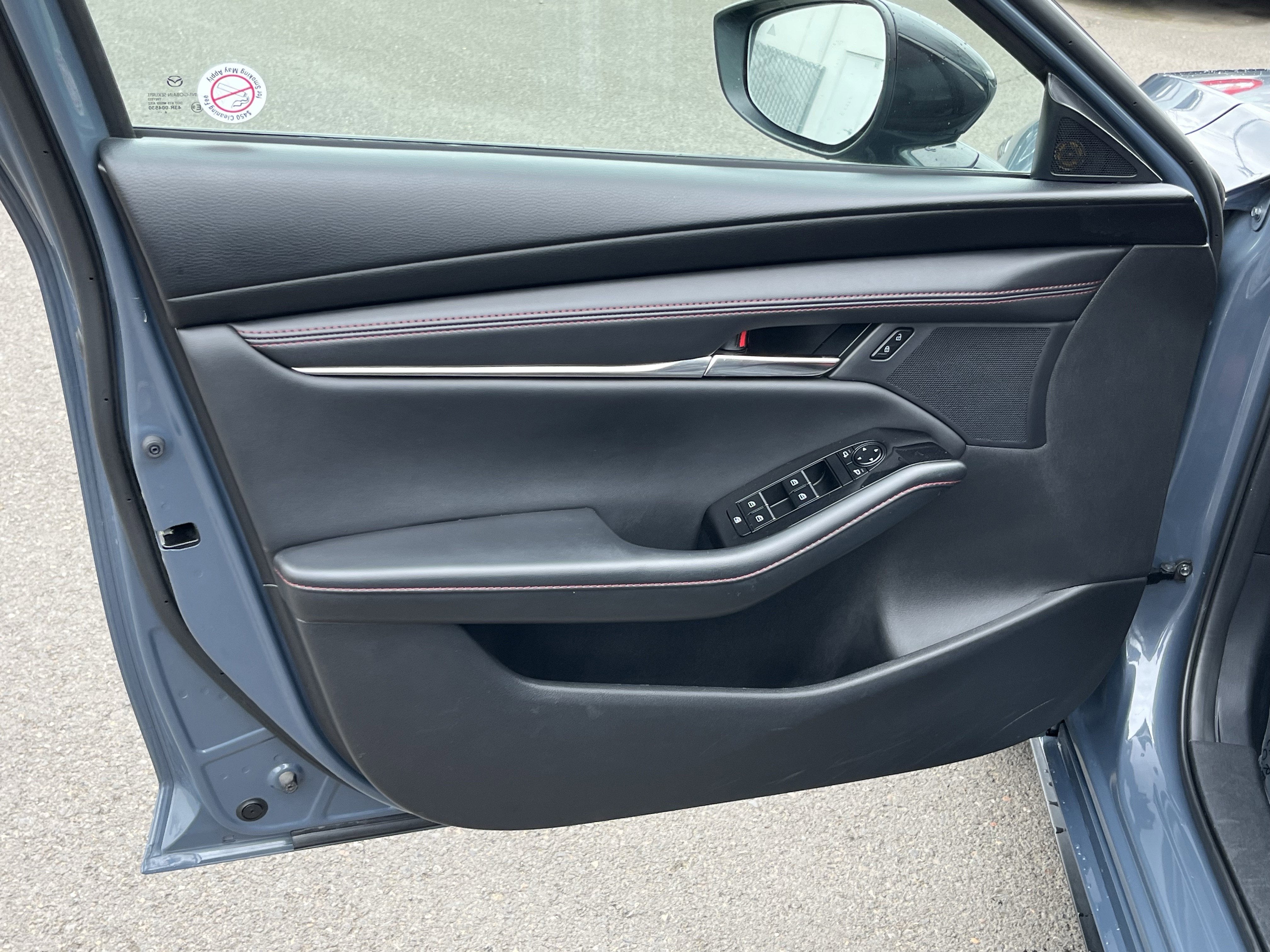 2025 Mazda Mazda3 Sedan 2.5 S Carbon Edition