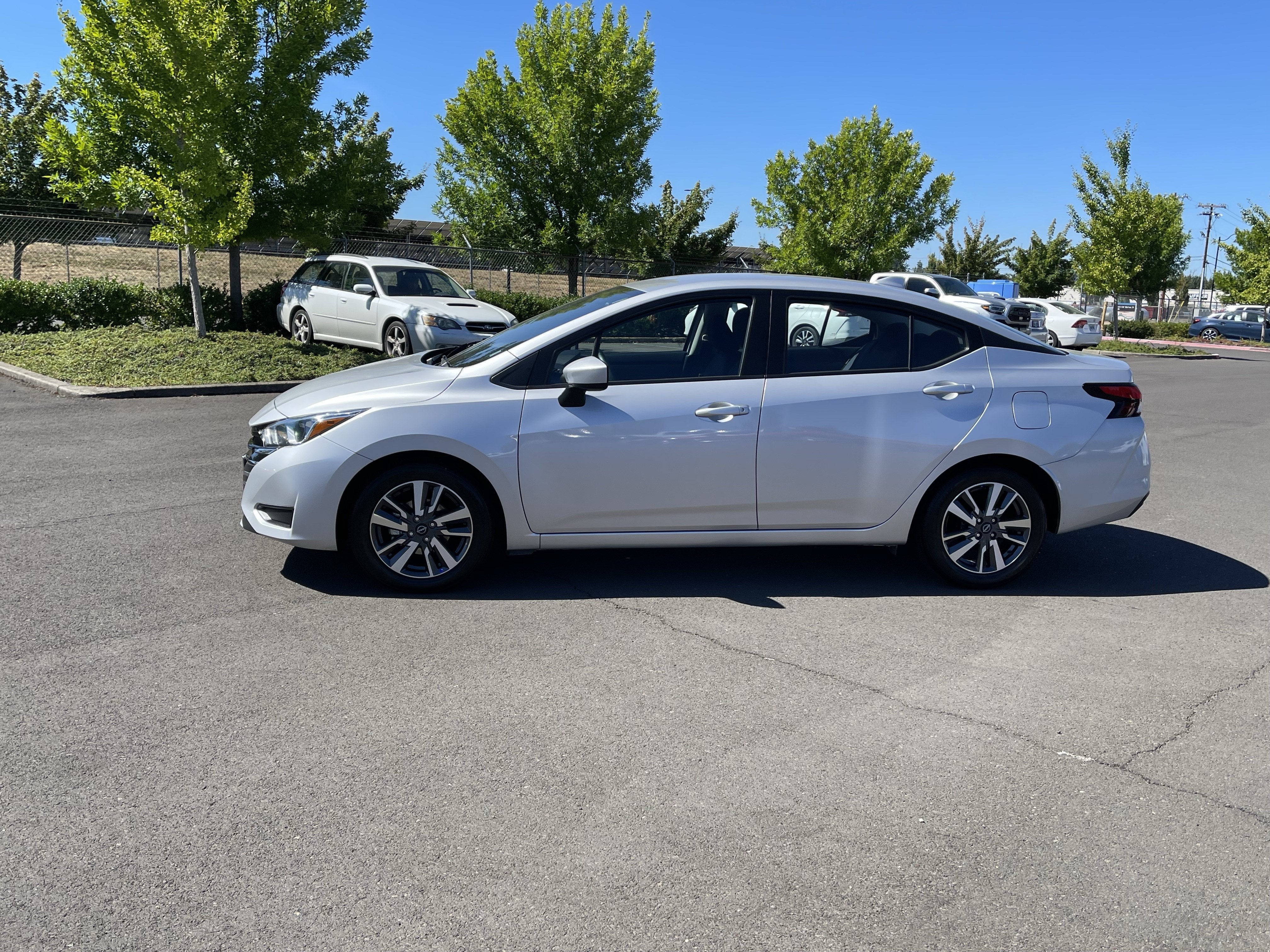 2024 Nissan Versa SV