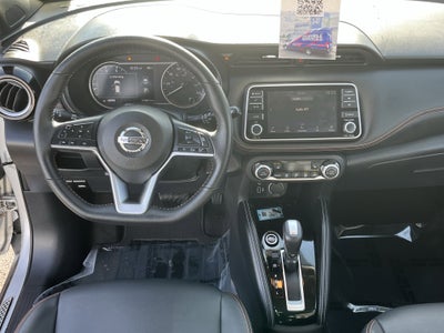 2020 Nissan Kicks SR