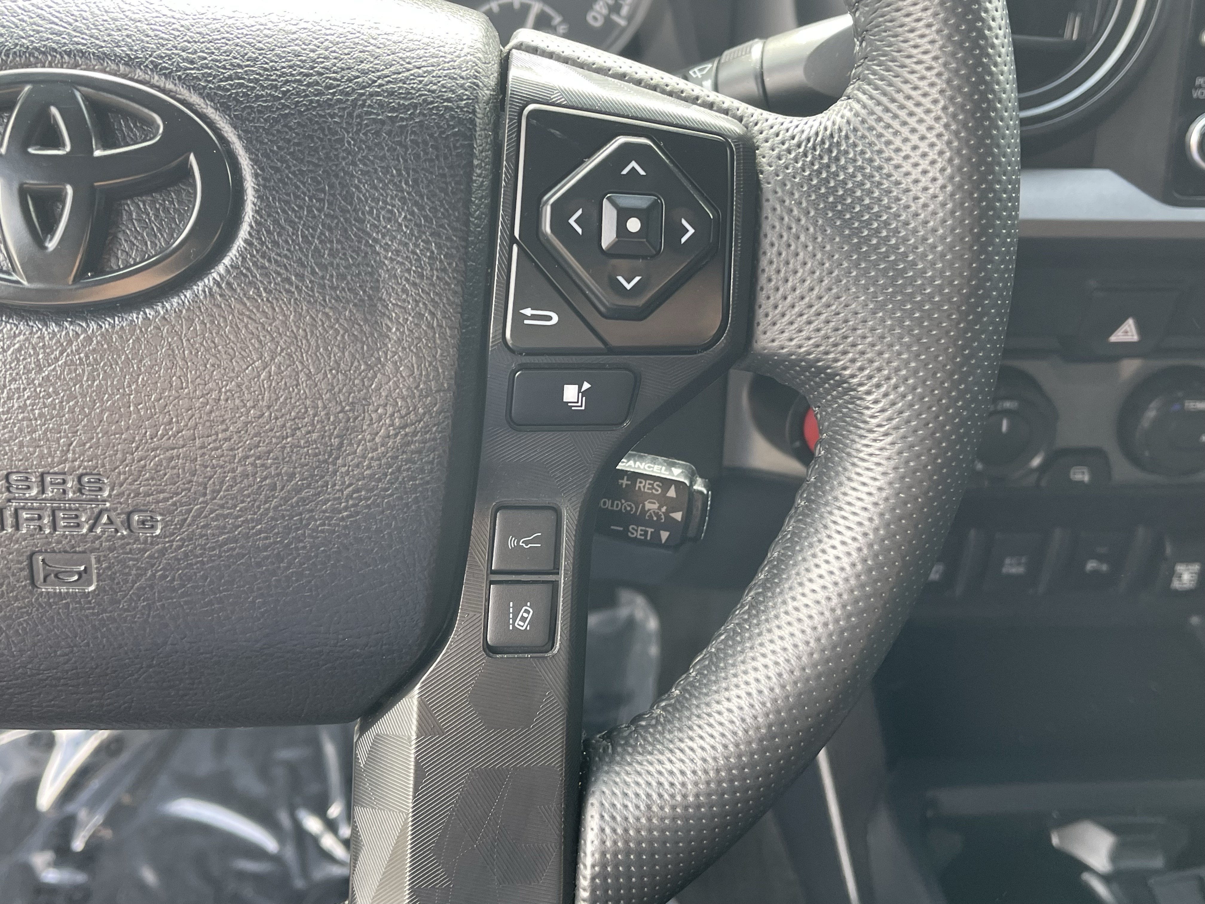 2022 Toyota Tacoma SR