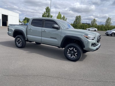 2022 Toyota Tacoma SR