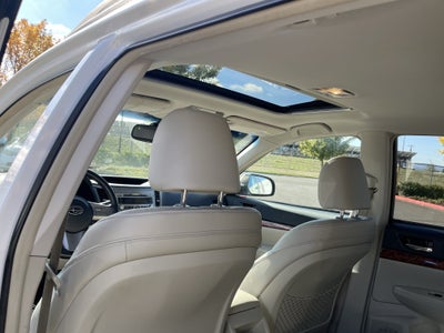 2011 Subaru Outback 3.6R Limited Pwr Moon