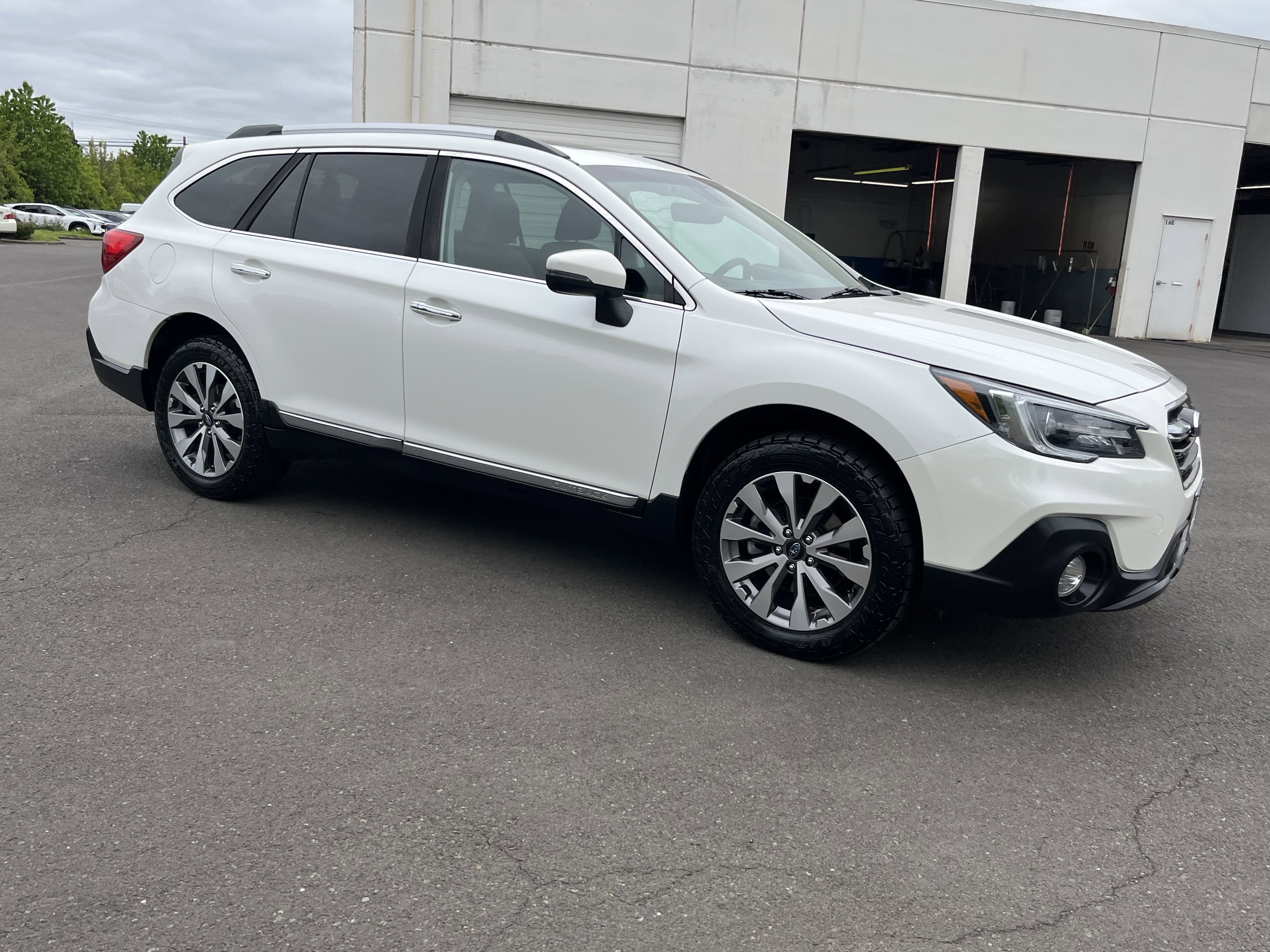 2018 Subaru Outback Touring