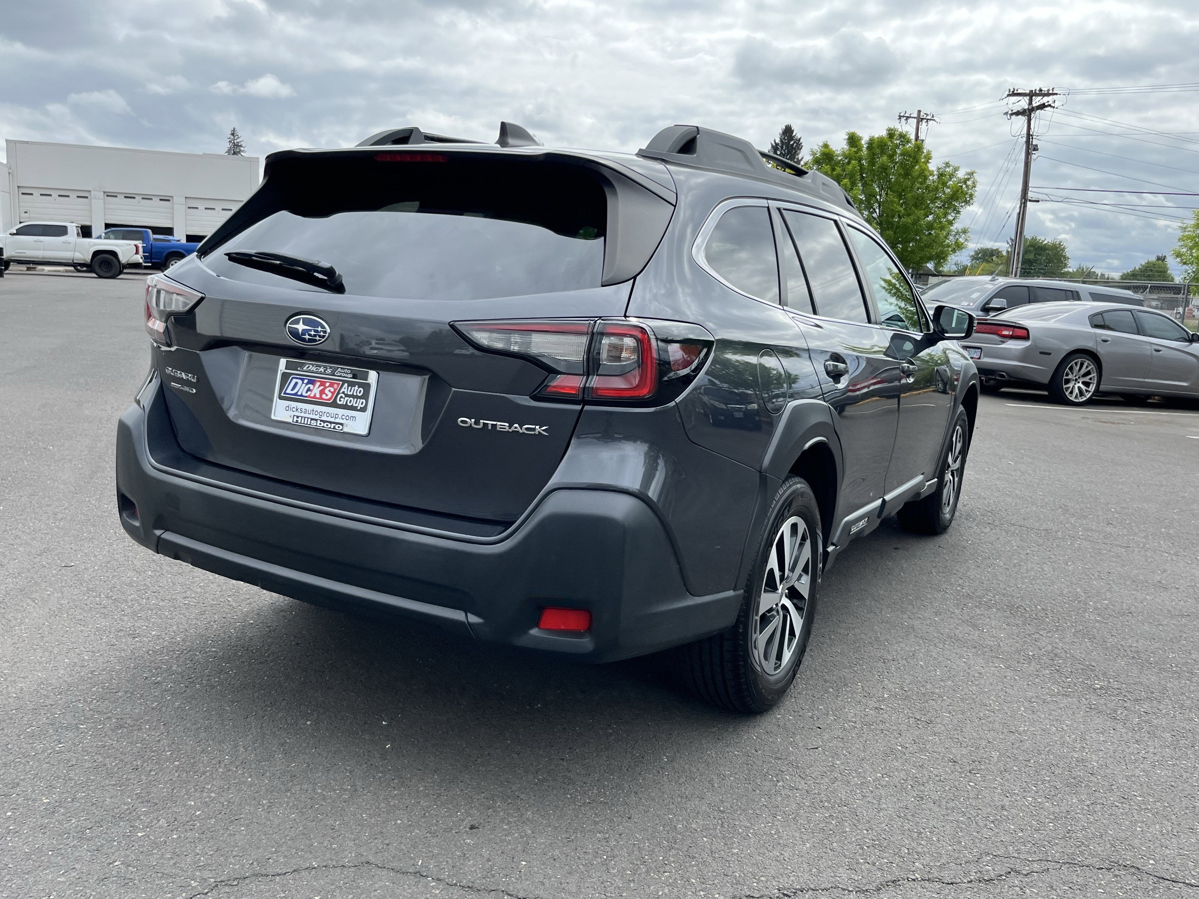 2023 Subaru Outback Premium
