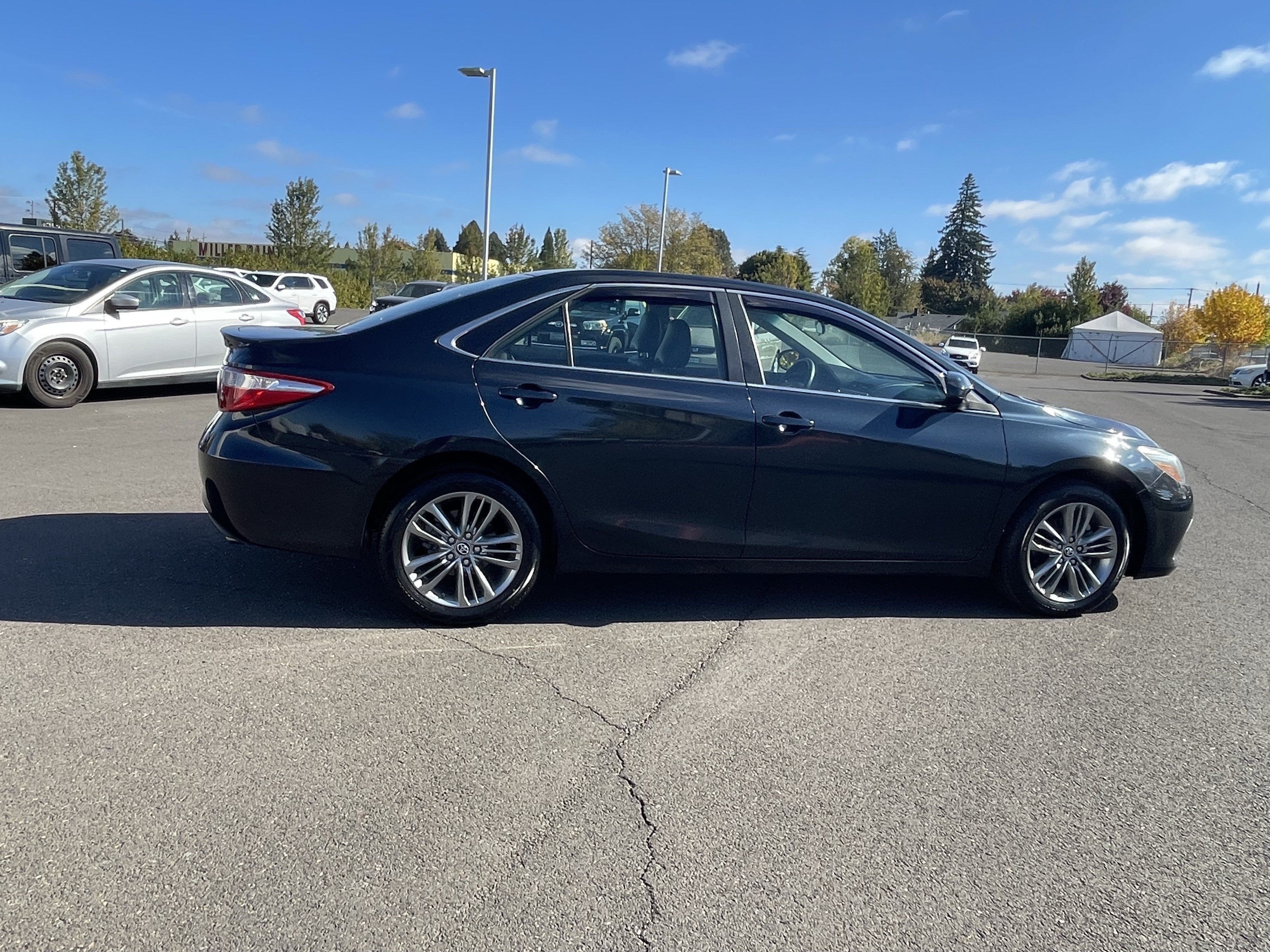 2016 Toyota Camry XLE