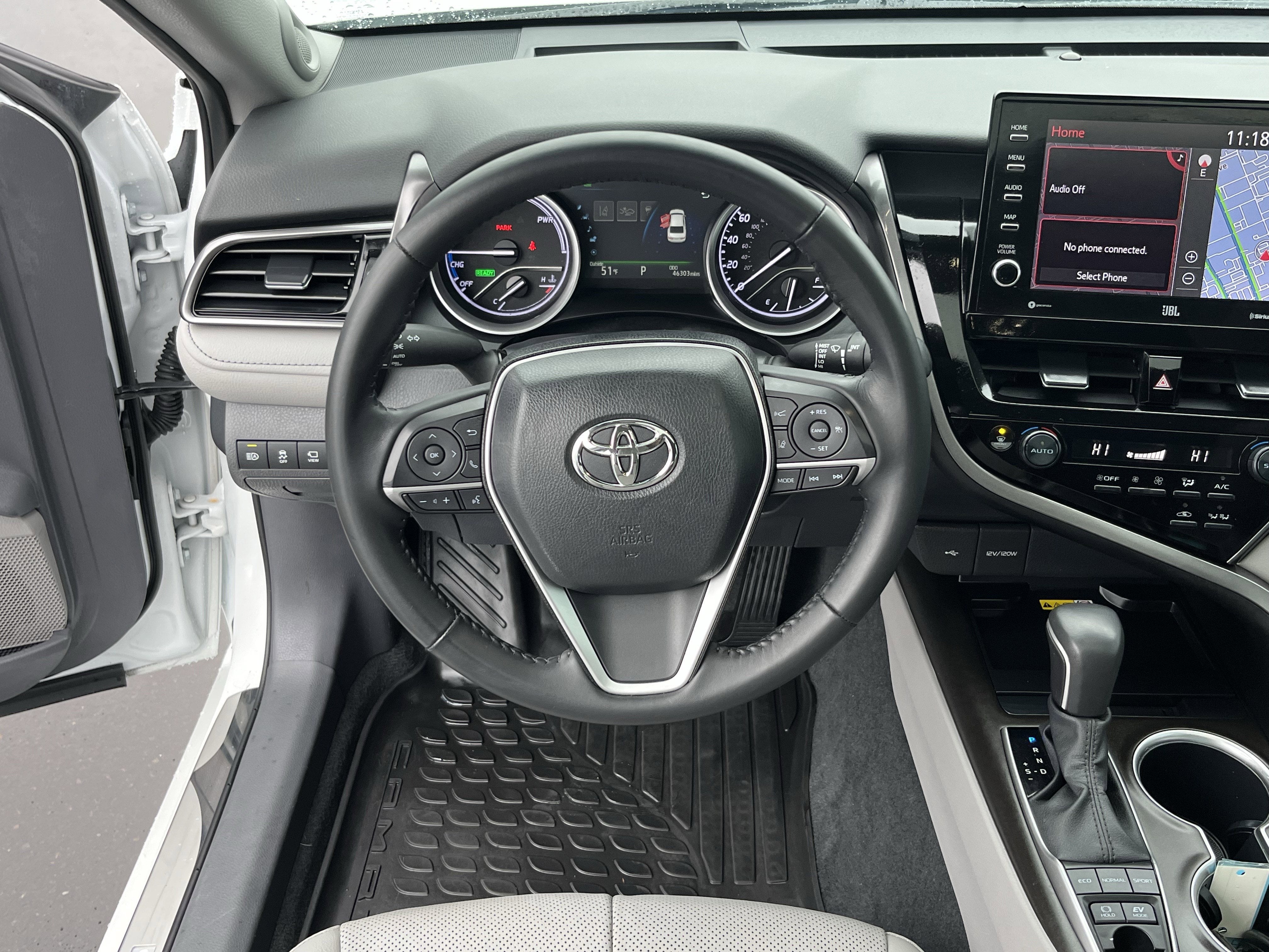 2023 Toyota Camry Hybrid XLE
