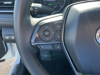 2022 Toyota Camry Hybrid SE