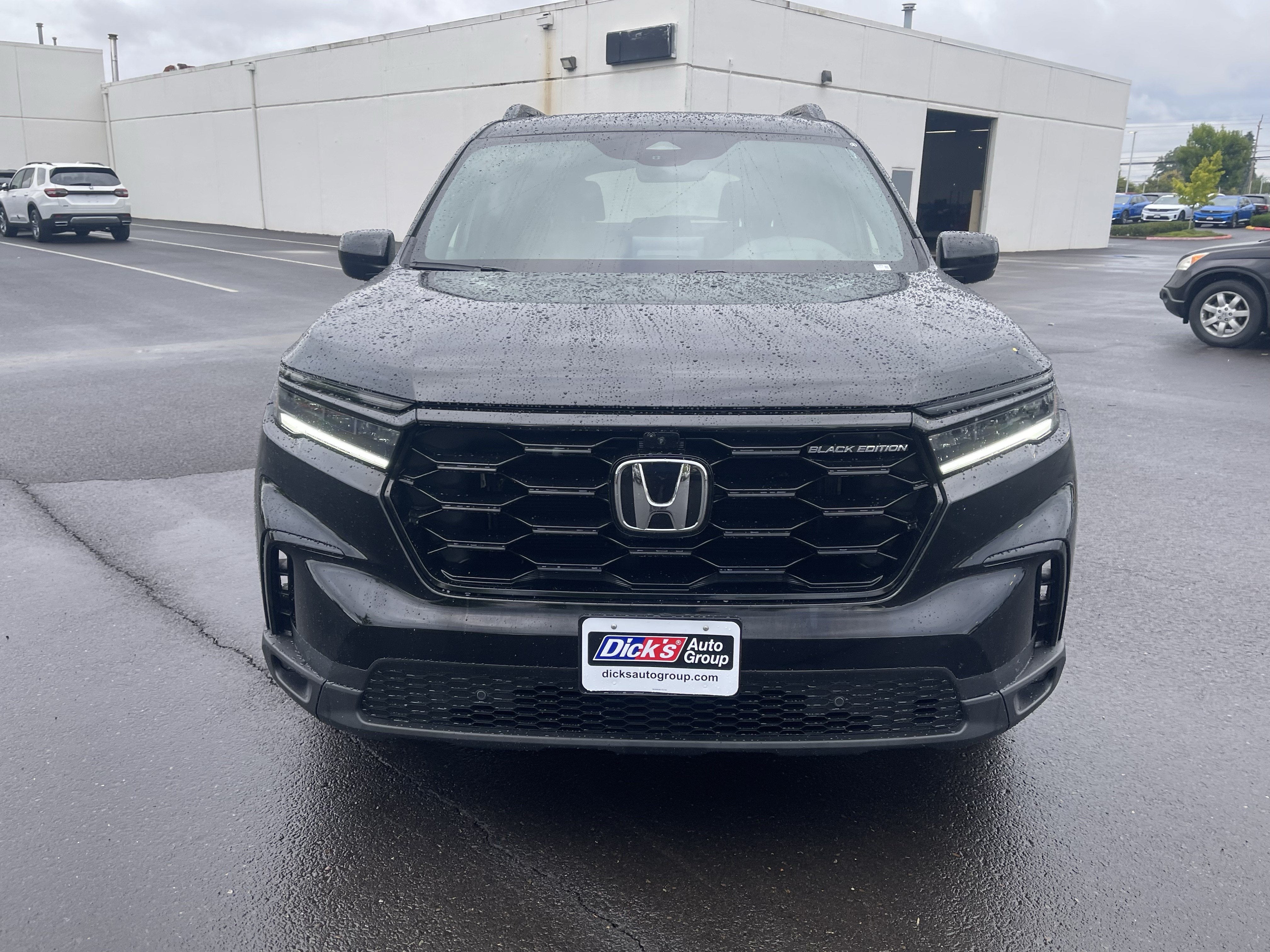 2025 Honda Pilot Black Edition