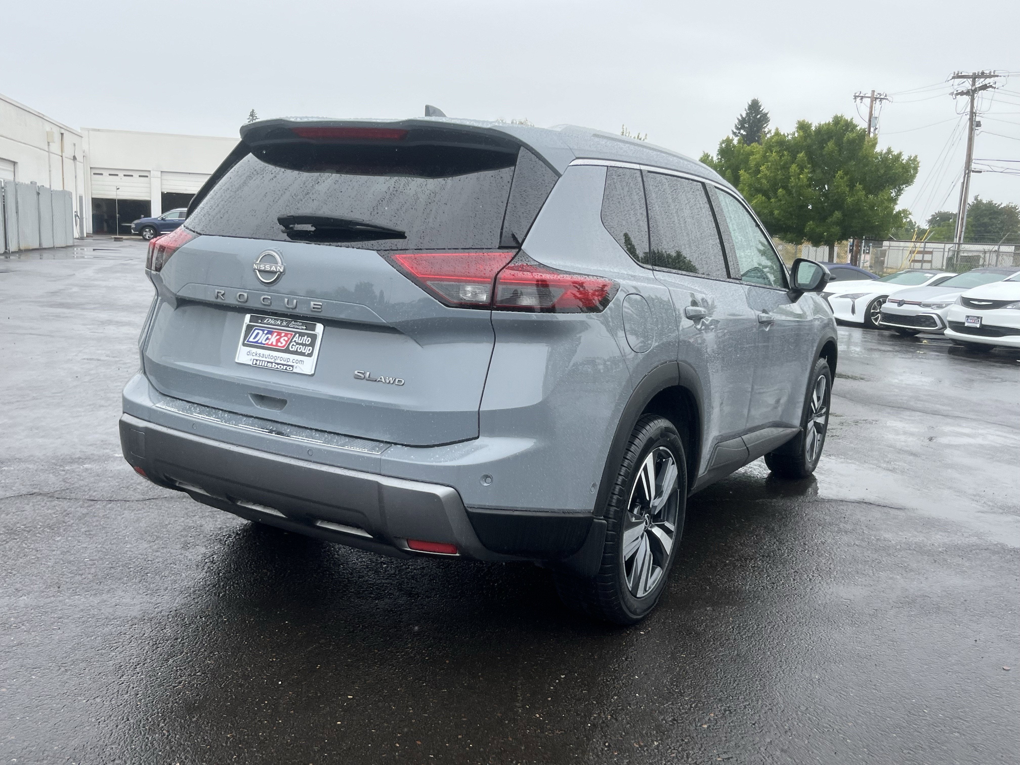 2025 Nissan Rogue SL