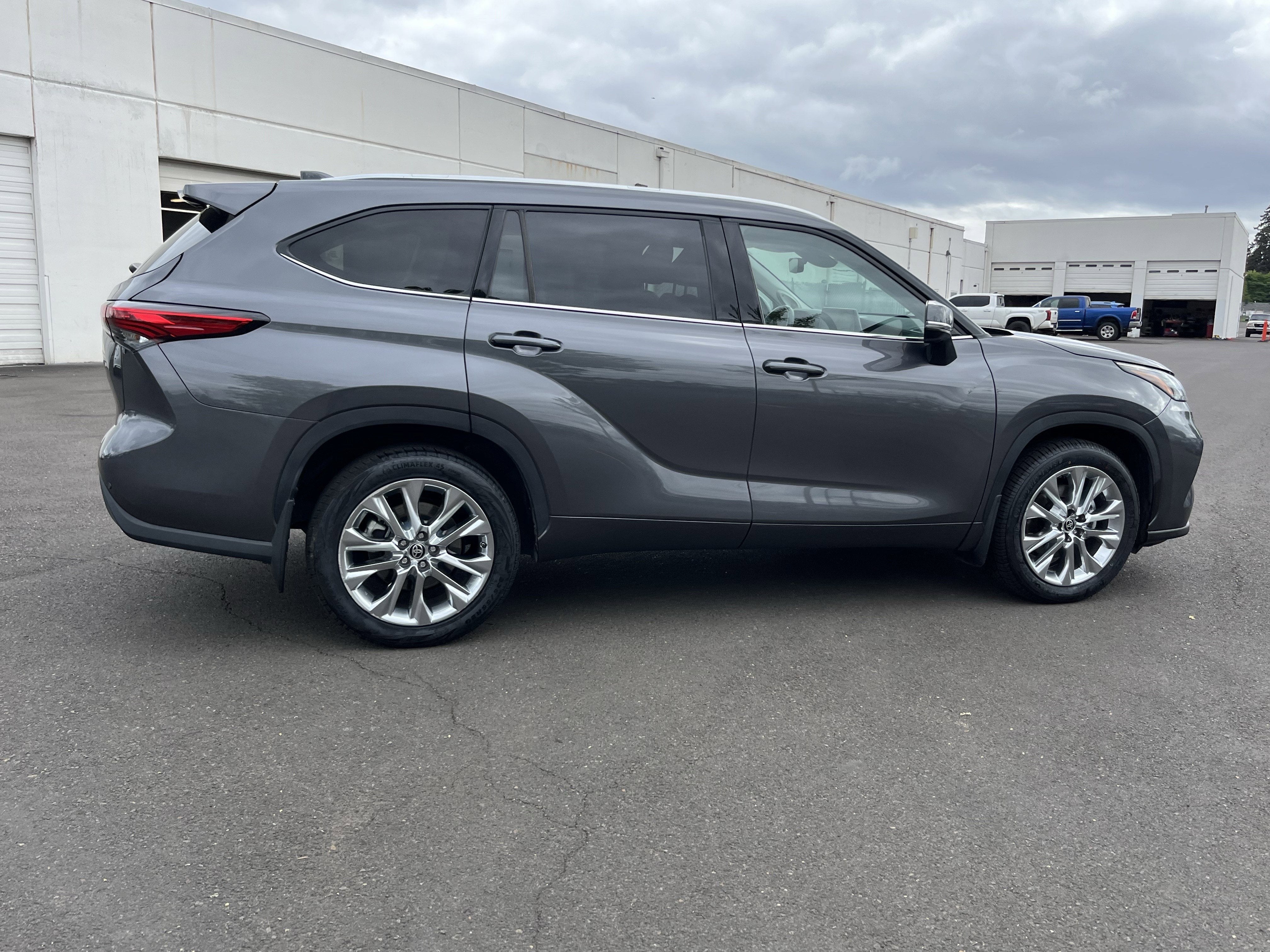 2021 Toyota Highlander Limited