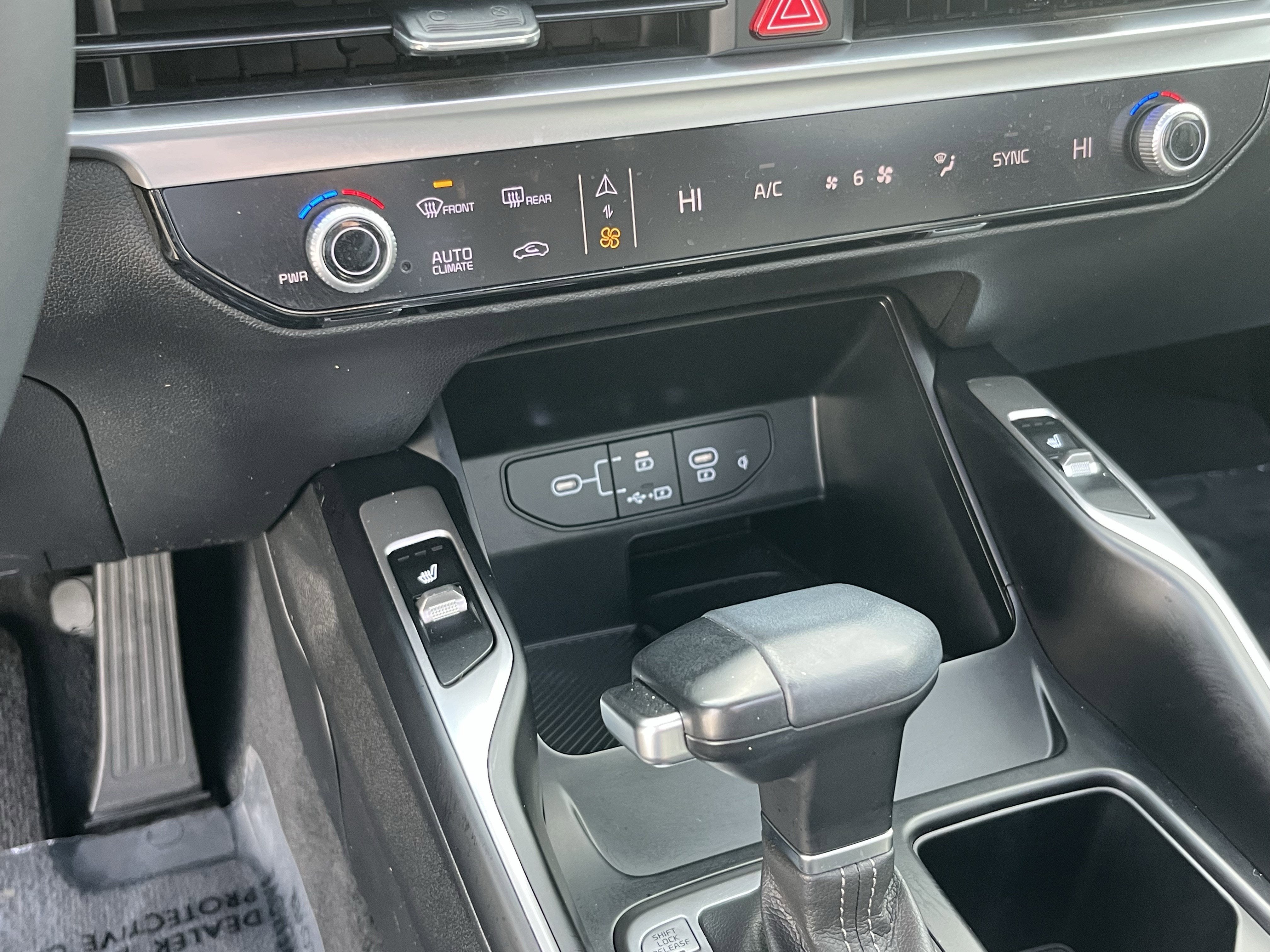 2024 Kia Sorento S