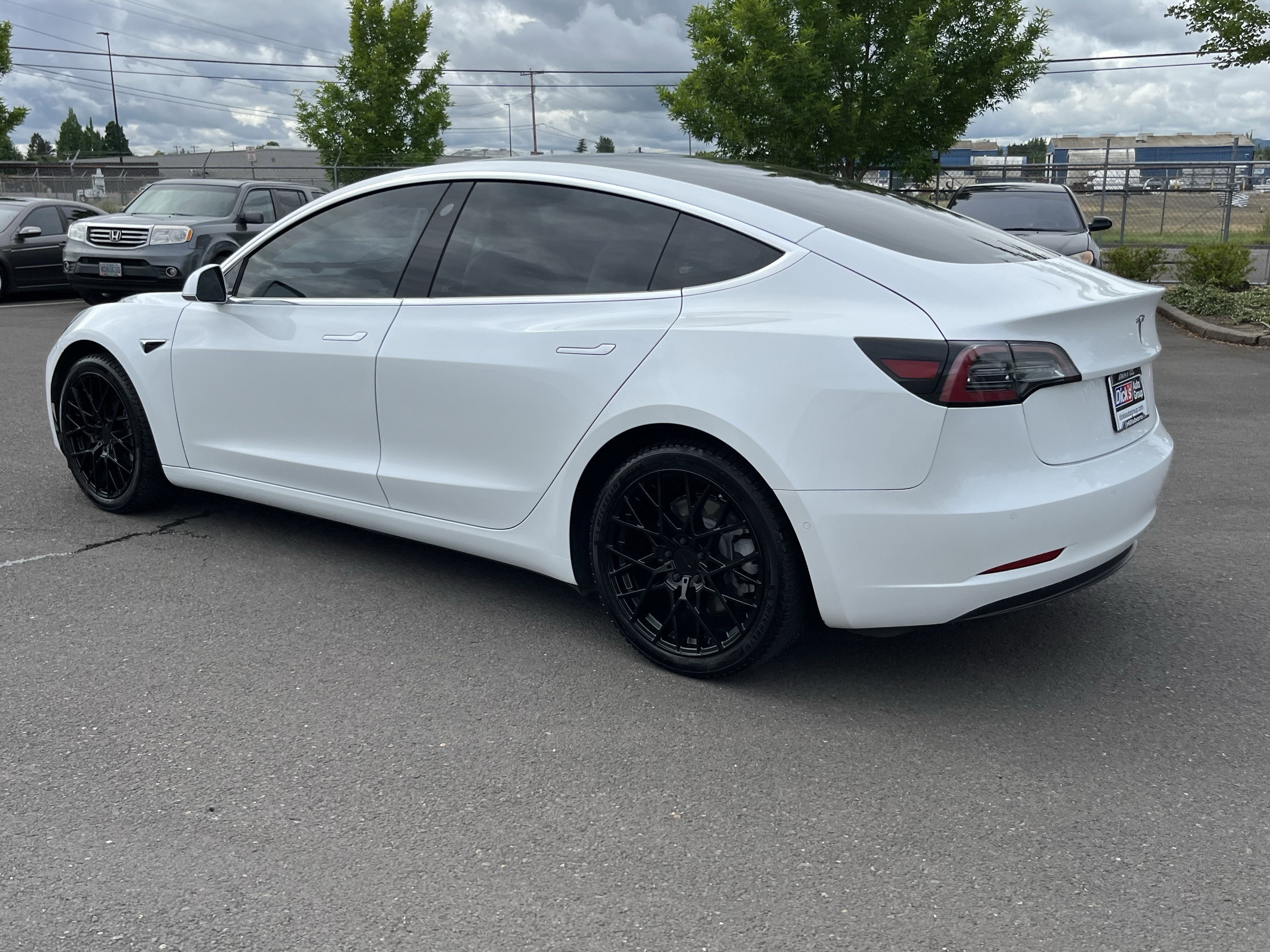 2019 Tesla Model 3 Mid Range