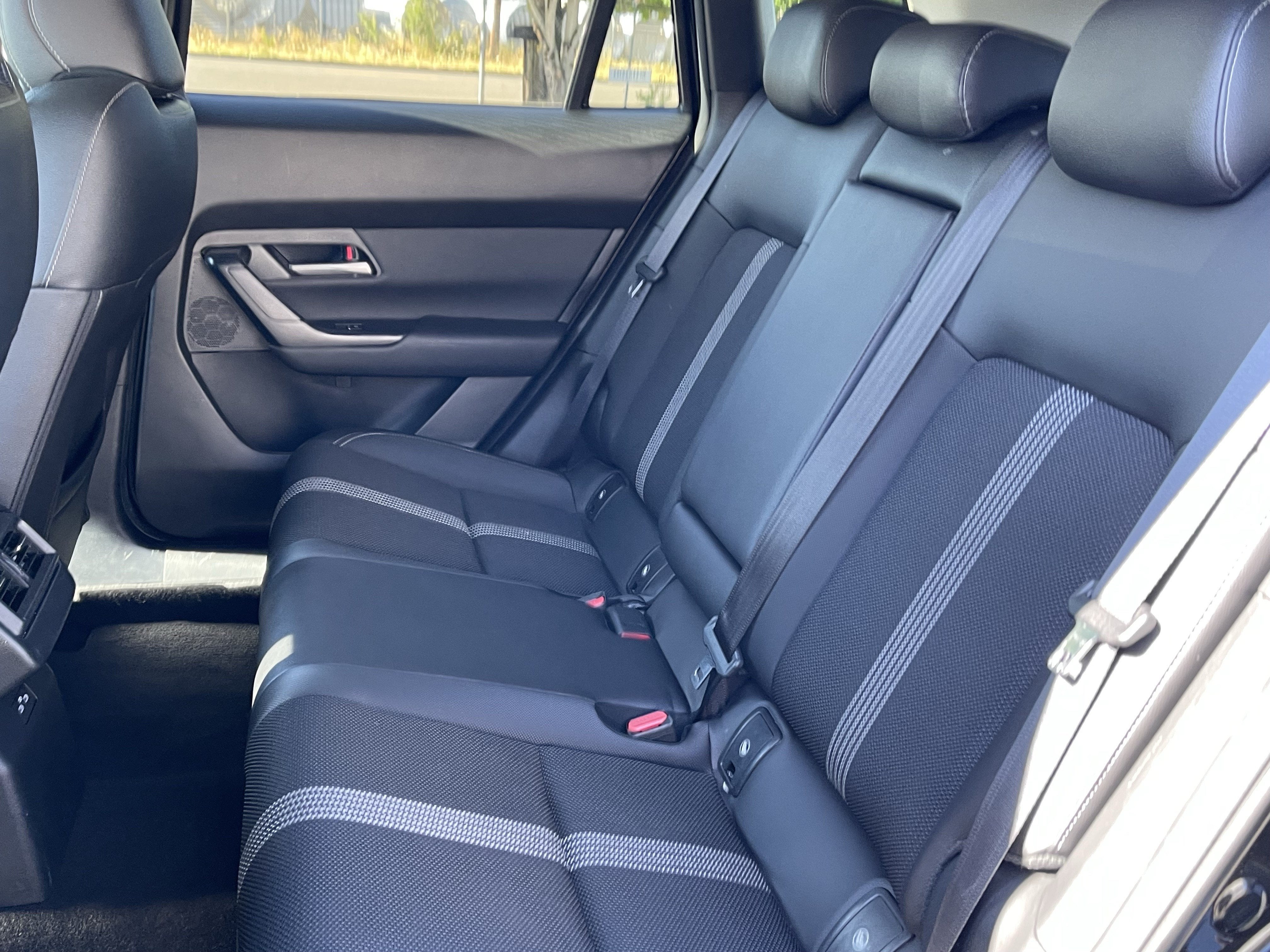 2025 Mazda Mazda CX-50 Hybrid Preferred Package
