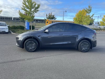 2026 Tesla Model Y Premium