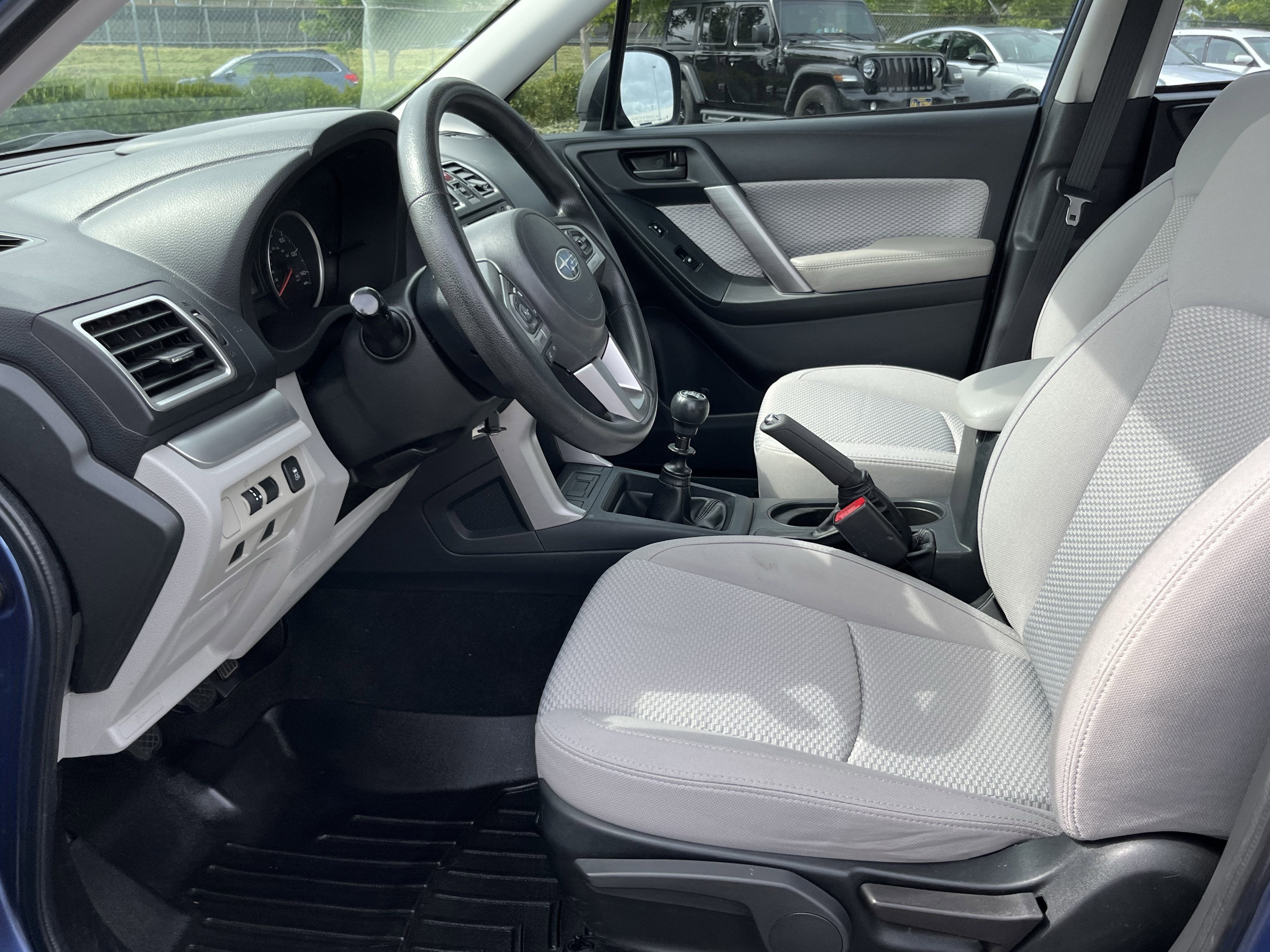 2017 Subaru Forester 2.5i