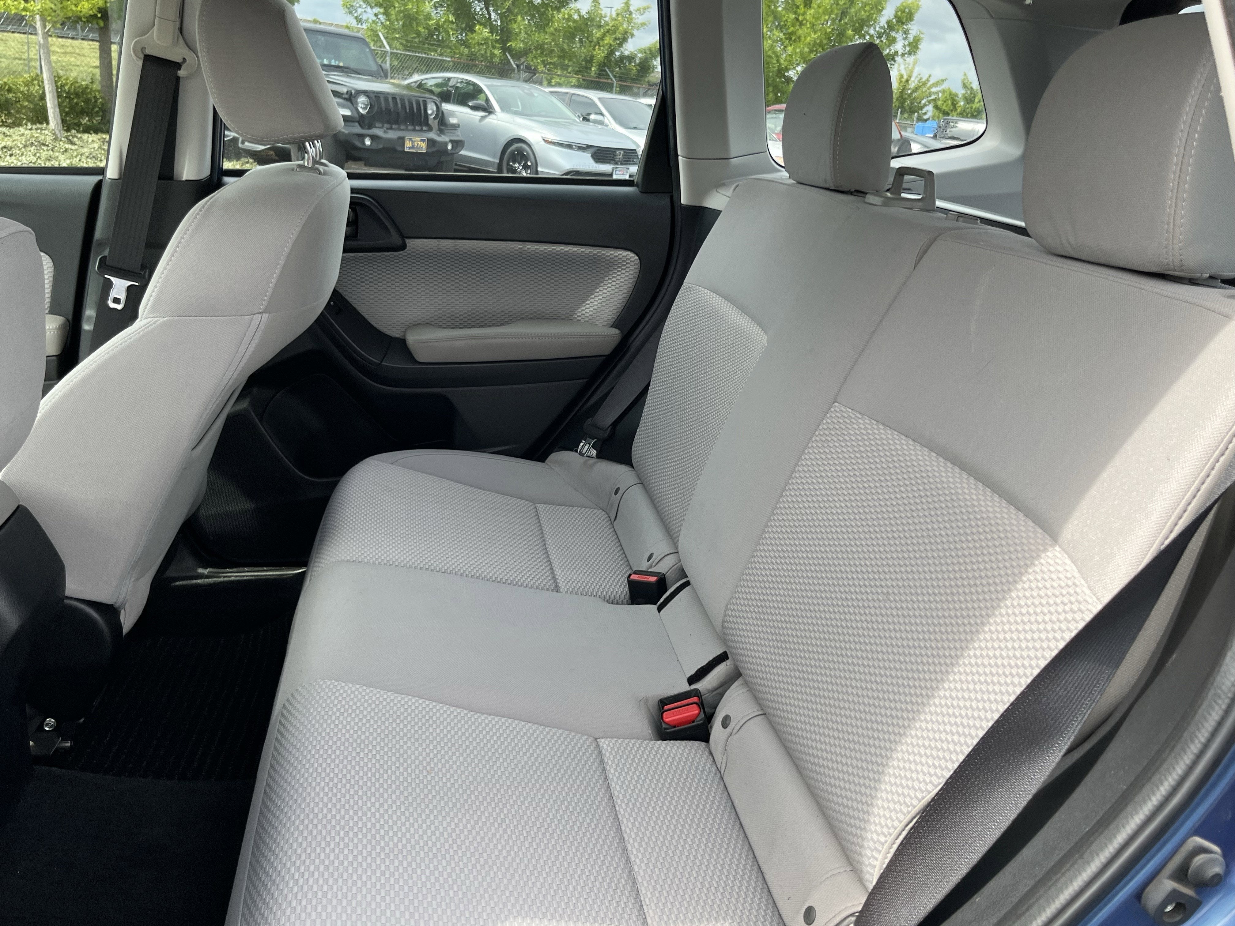 2017 Subaru Forester 2.5i