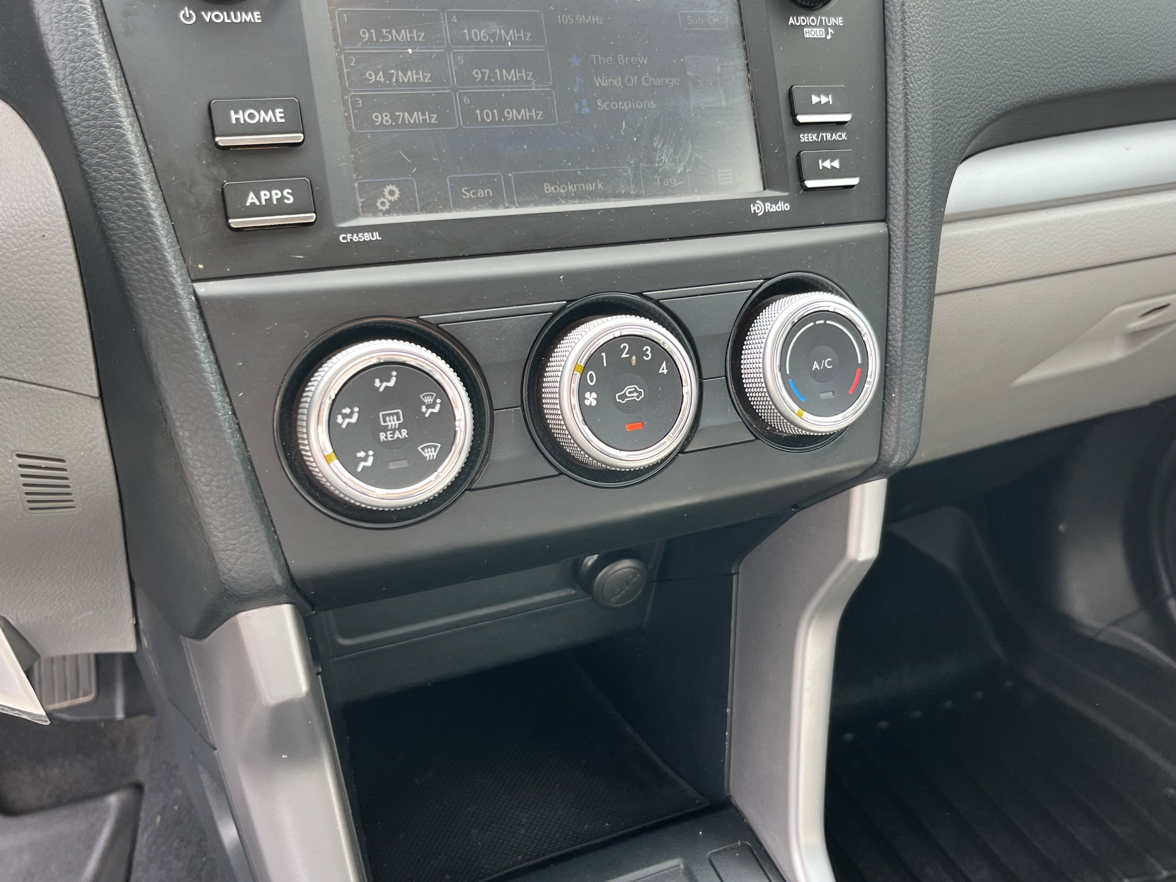 2017 Subaru Forester 2.5i