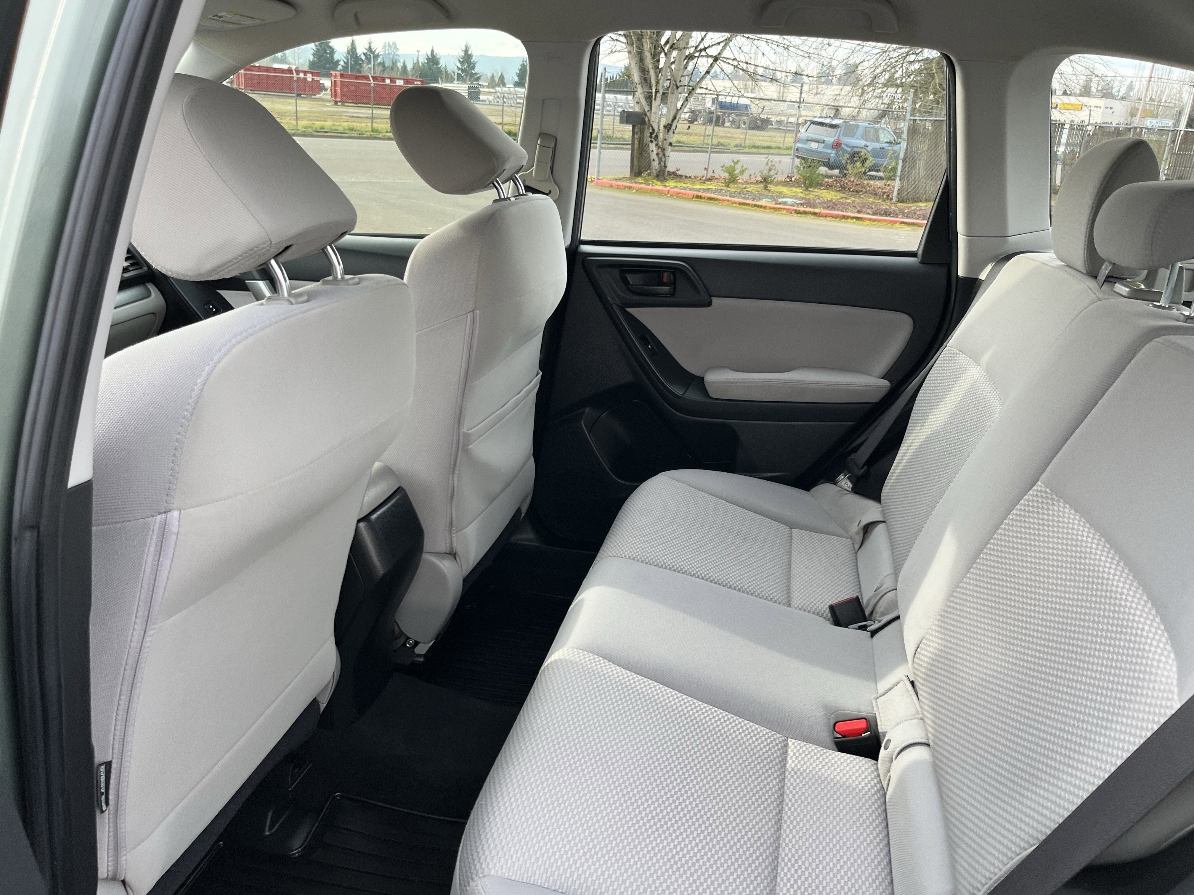 2014 Subaru Forester 2.5i