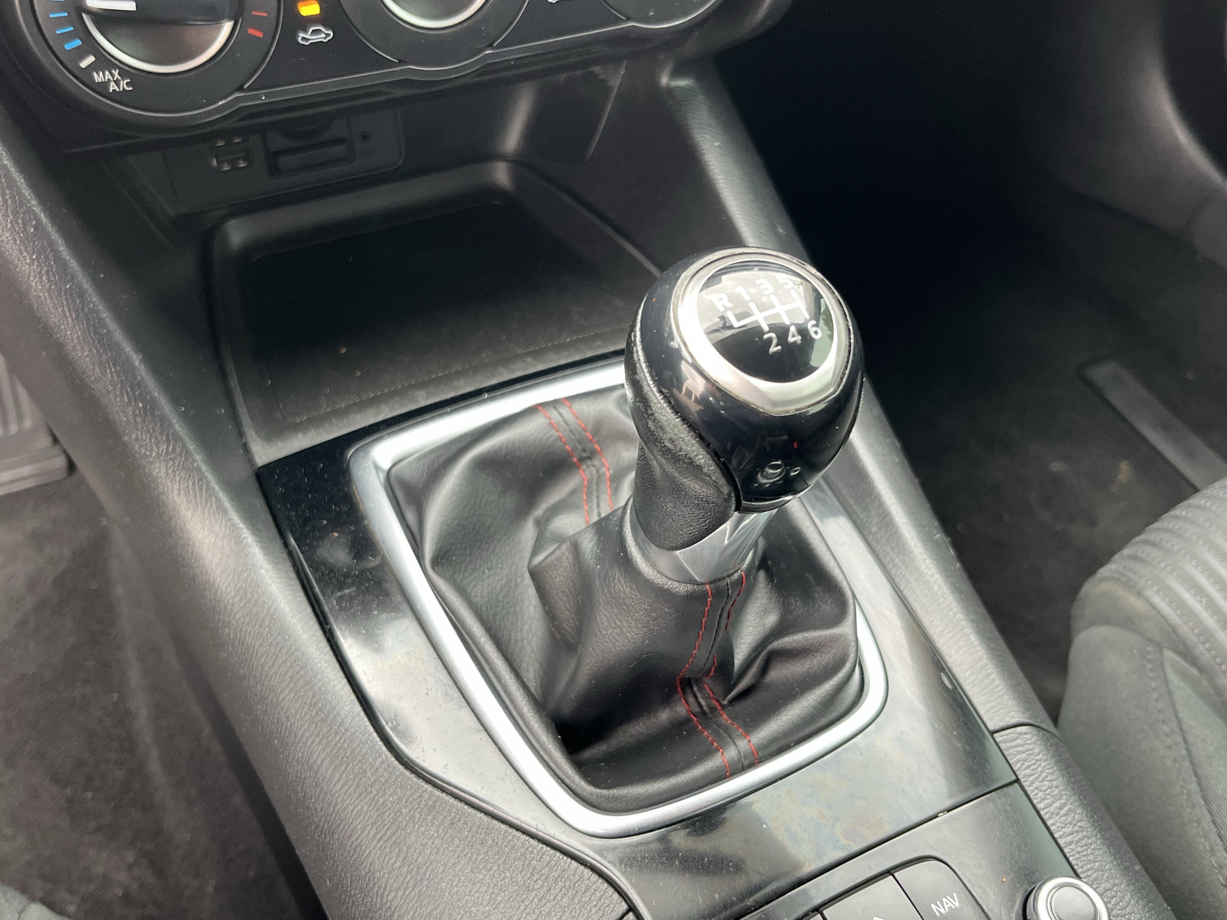 2015 Mazda Mazda3 i Touring