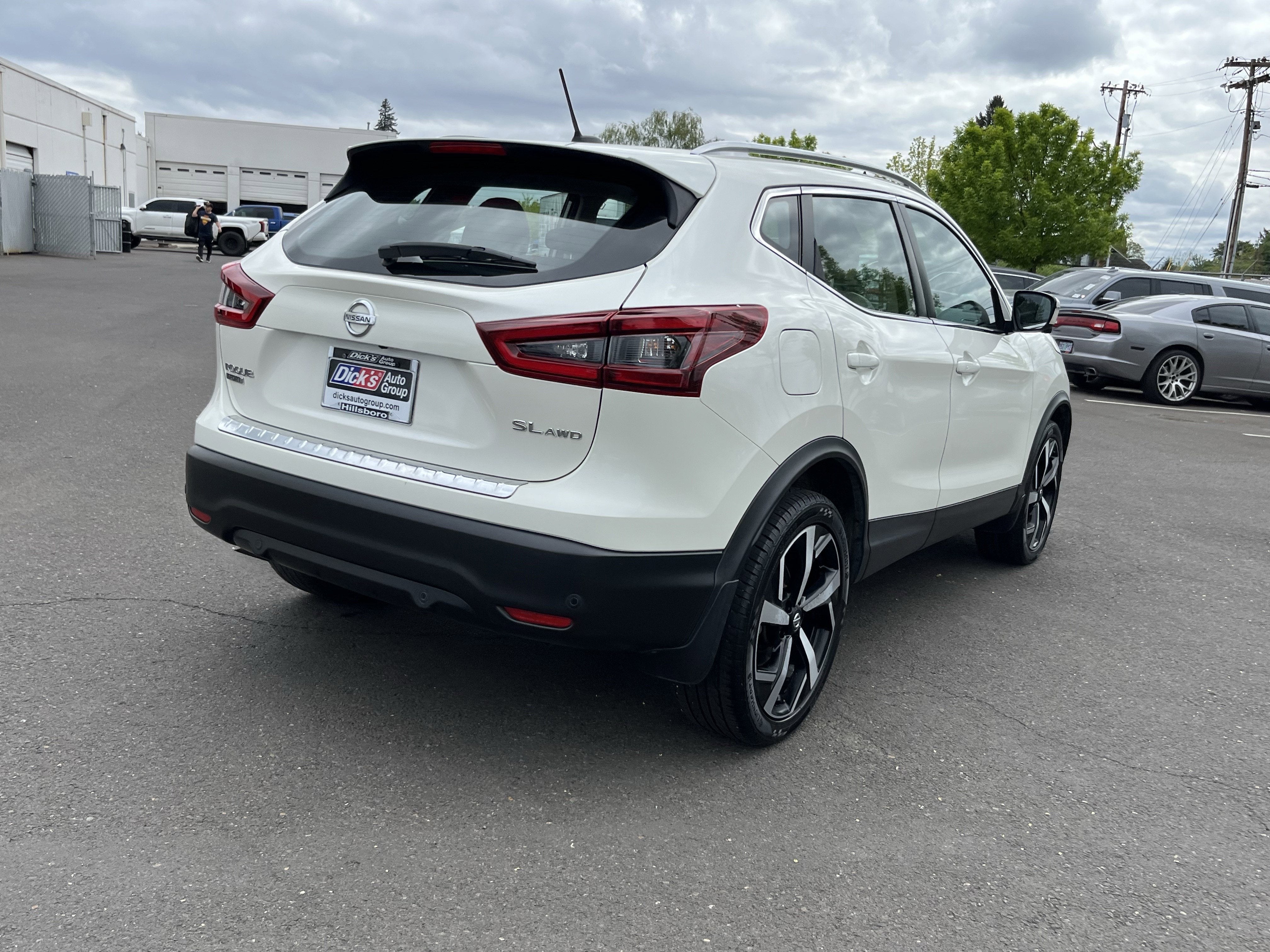 2022 Nissan Rogue Sport SL