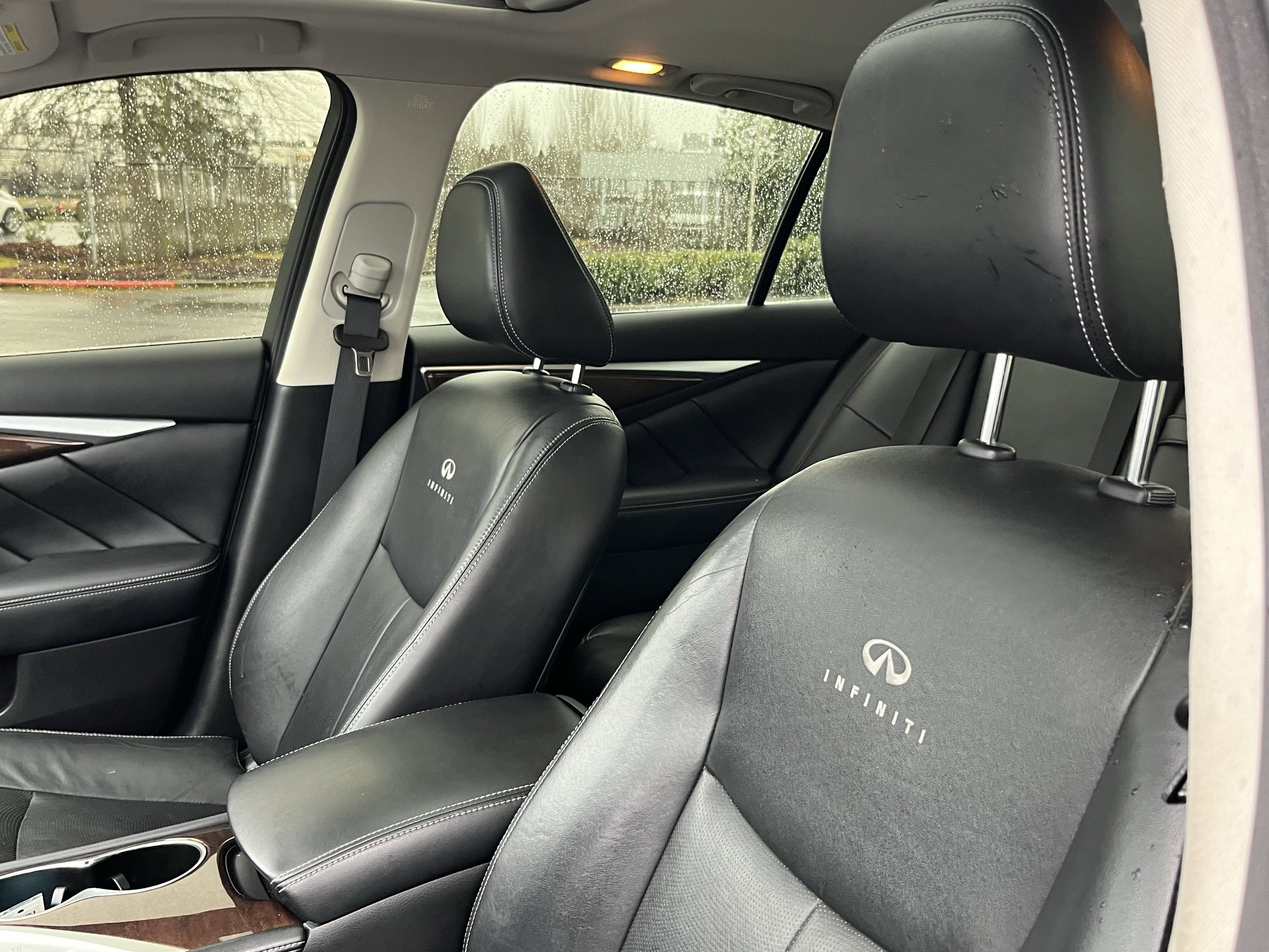 2014 INFINITI Q50 Premium