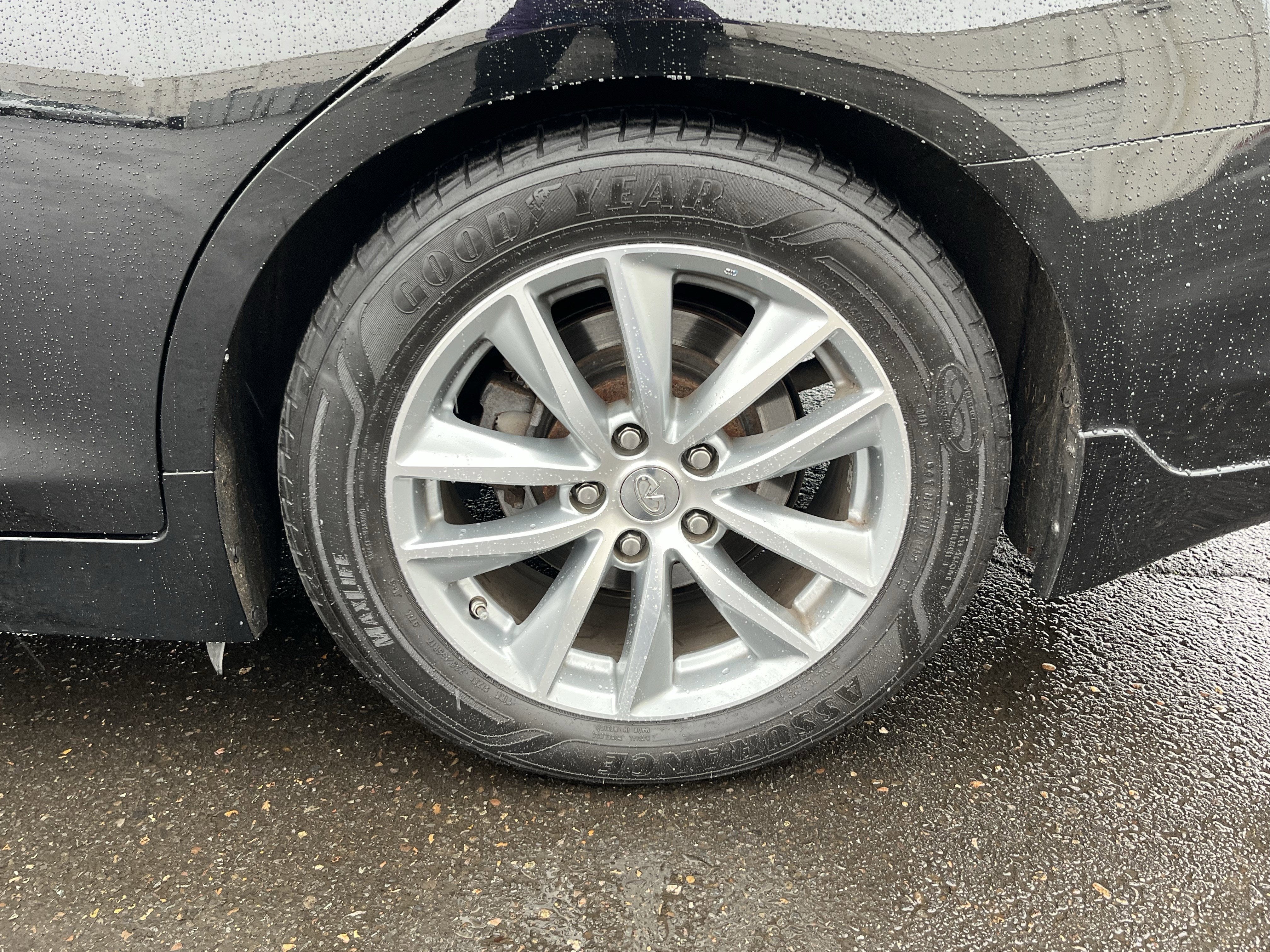 2014 INFINITI Q50 Premium