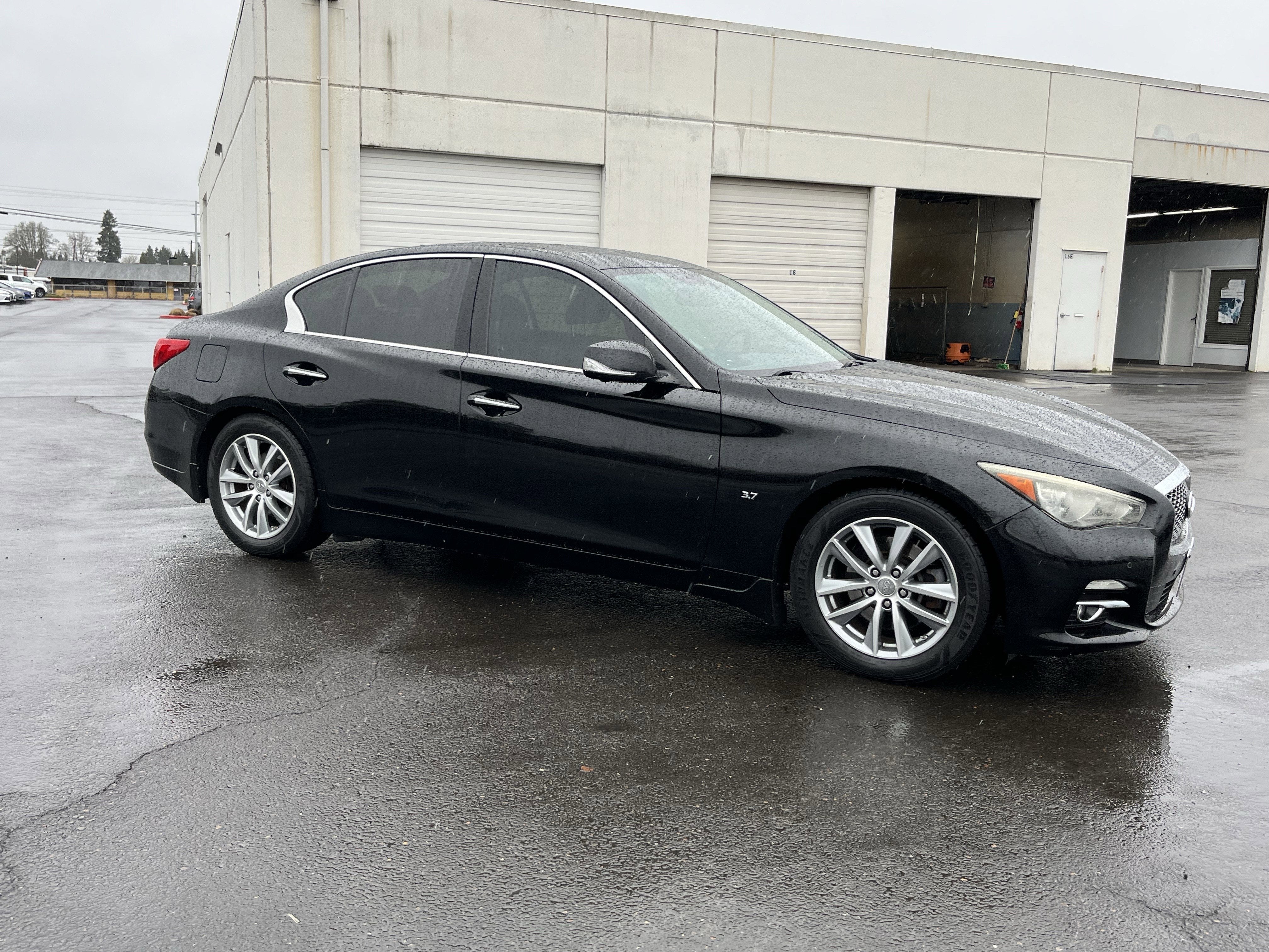 2014 INFINITI Q50 Premium