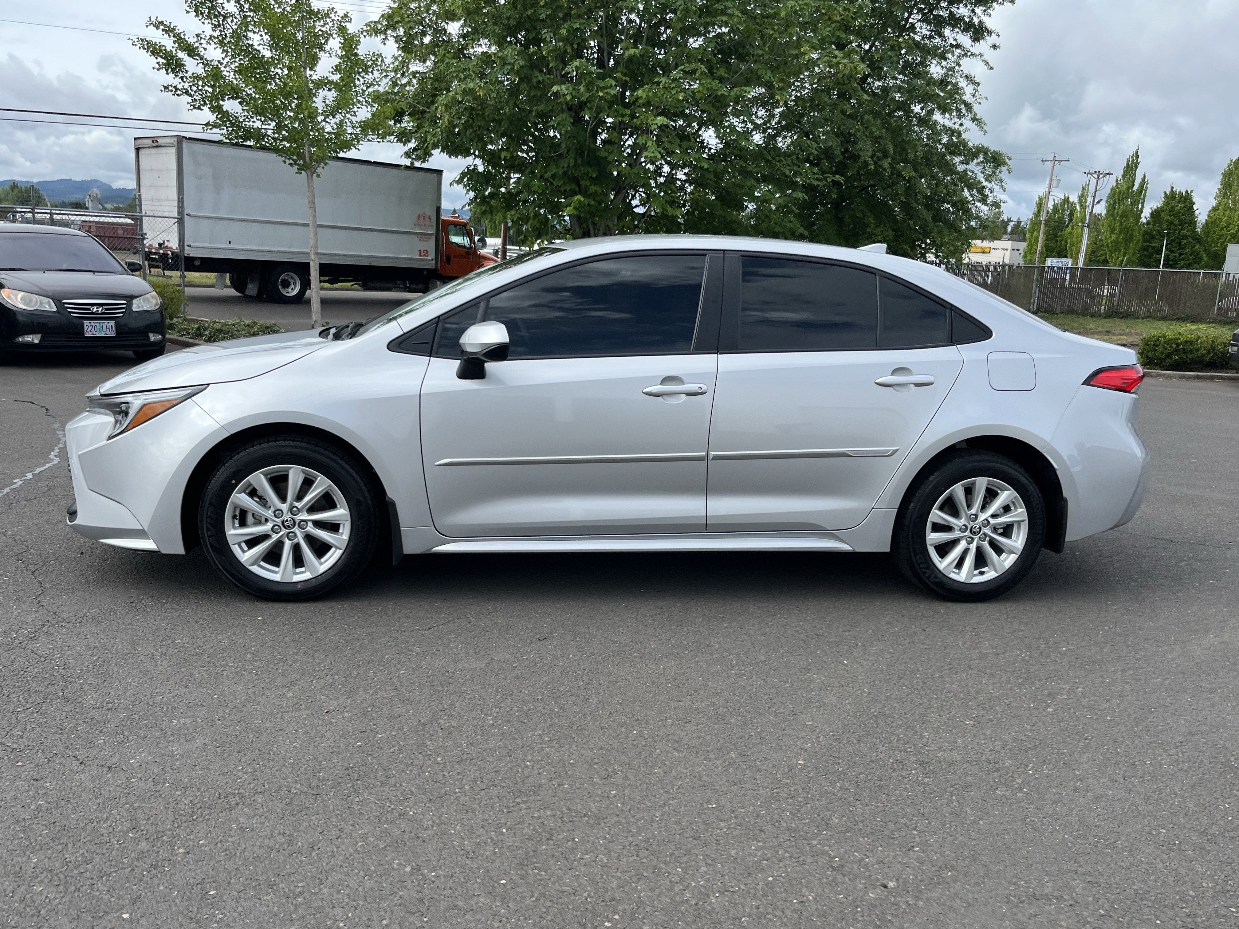 2024 Toyota Corolla Hybrid LE